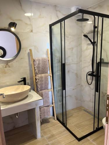 Superior Double or Twin Room with Sea View photo 3