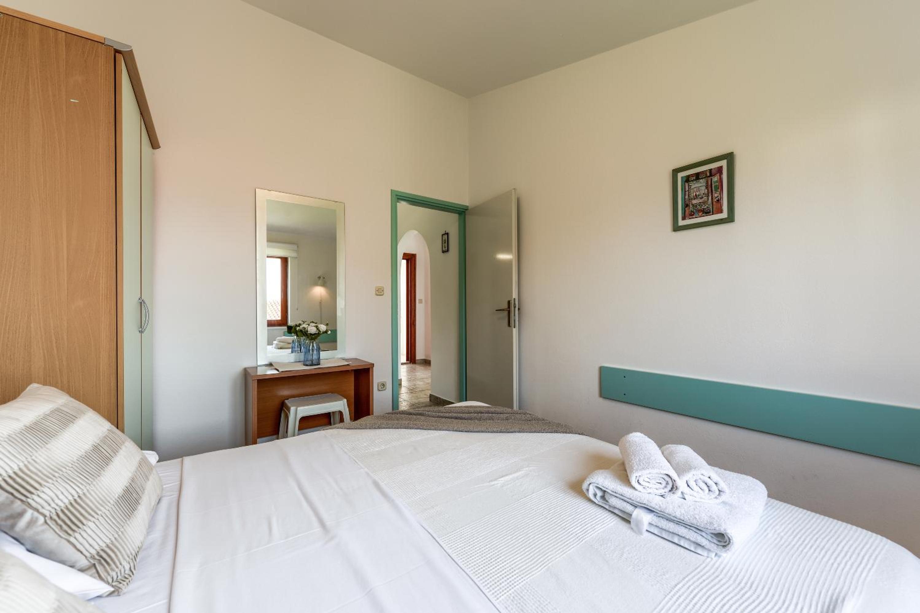 Two-Bedroom Apartment with Balcony and Sea View