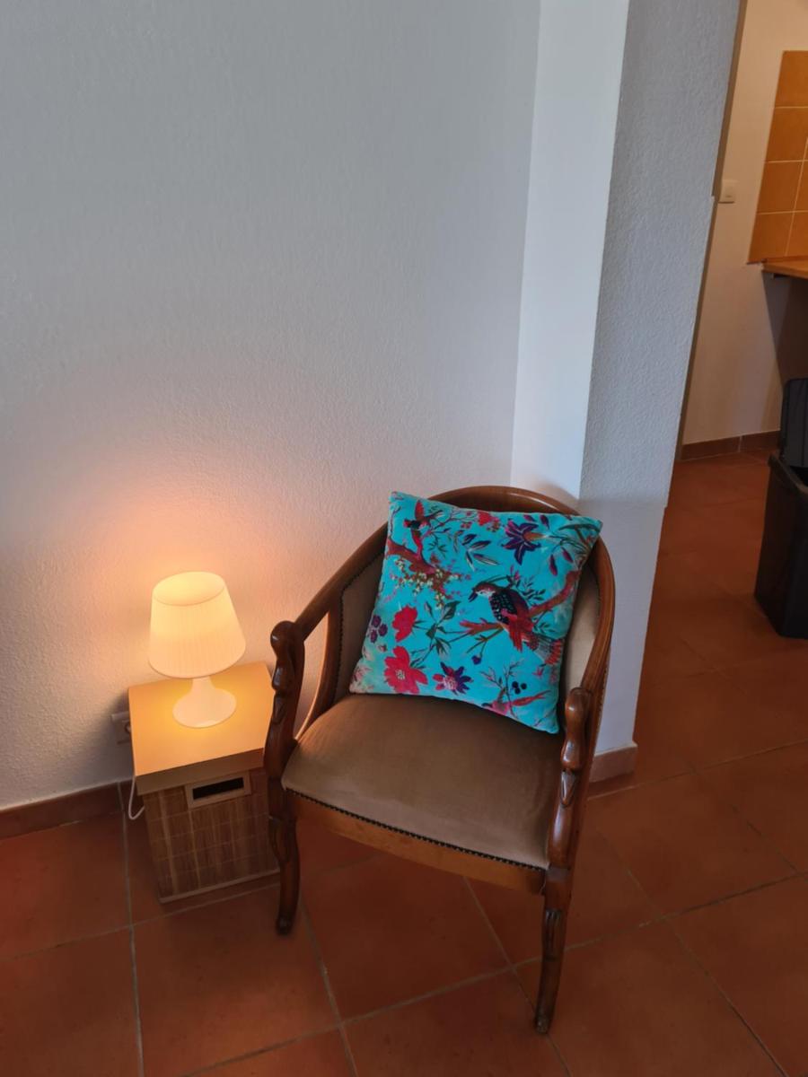 Two-Bedroom Apartment - Photo 2