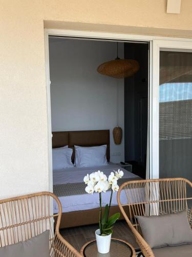 Deluxe Double or Twin Room with Sea View photo 2