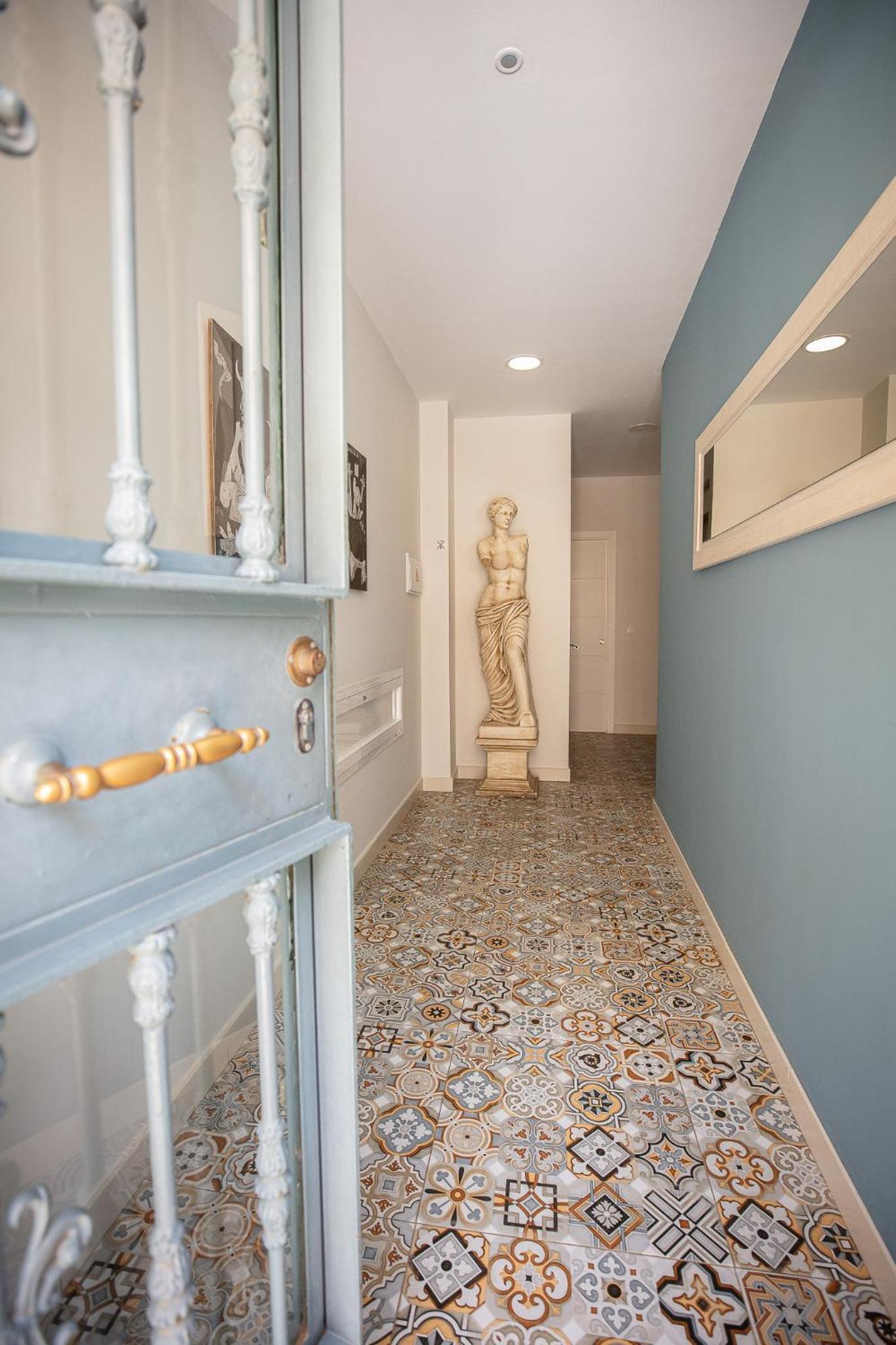 Apartamento con Balcón