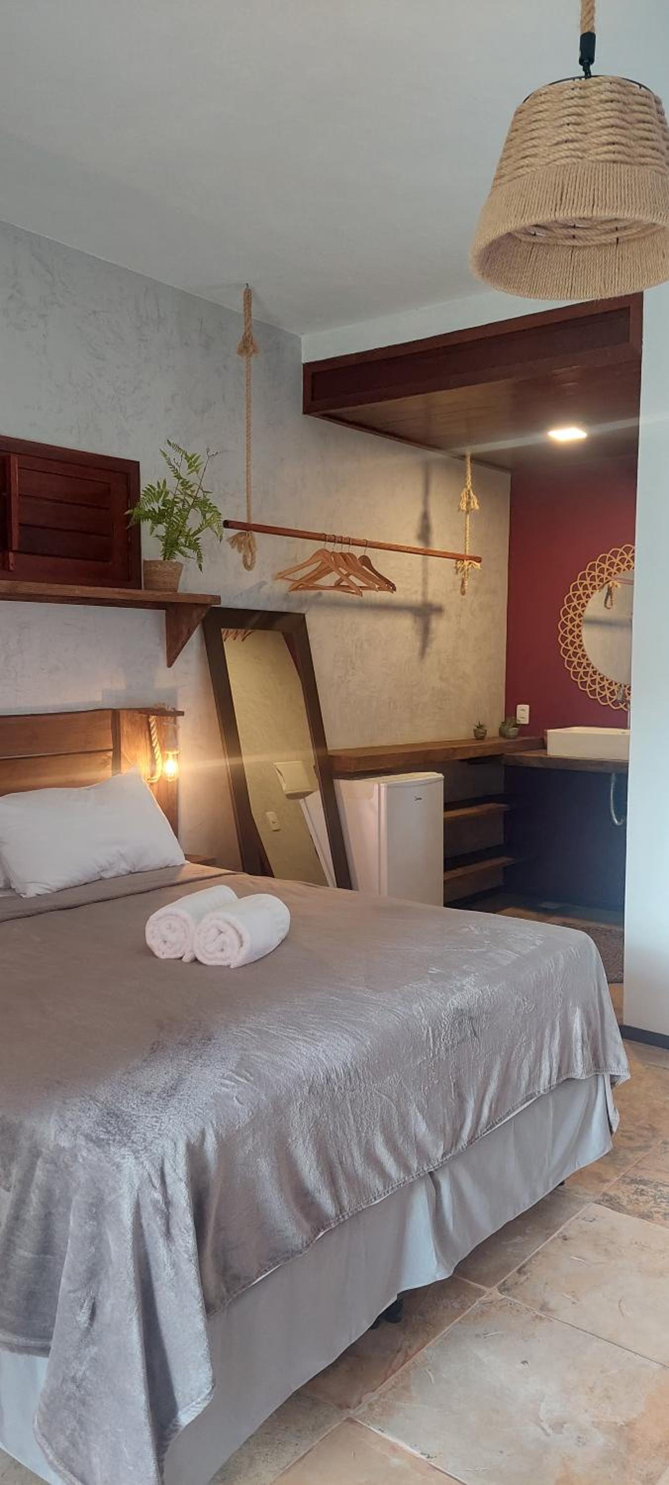 Deluxe Room - Photo 19