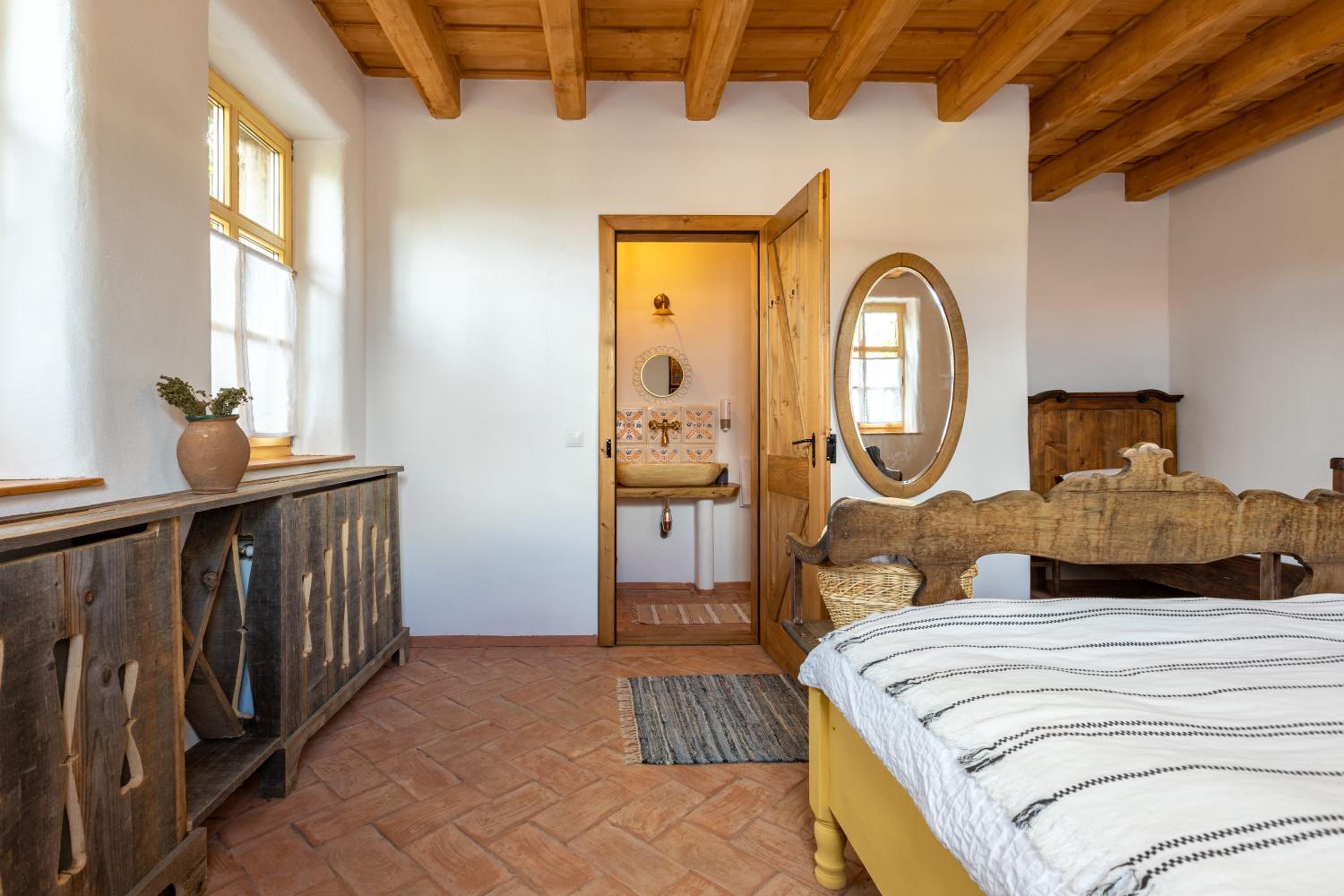 Superior Triple Room - Photo 12