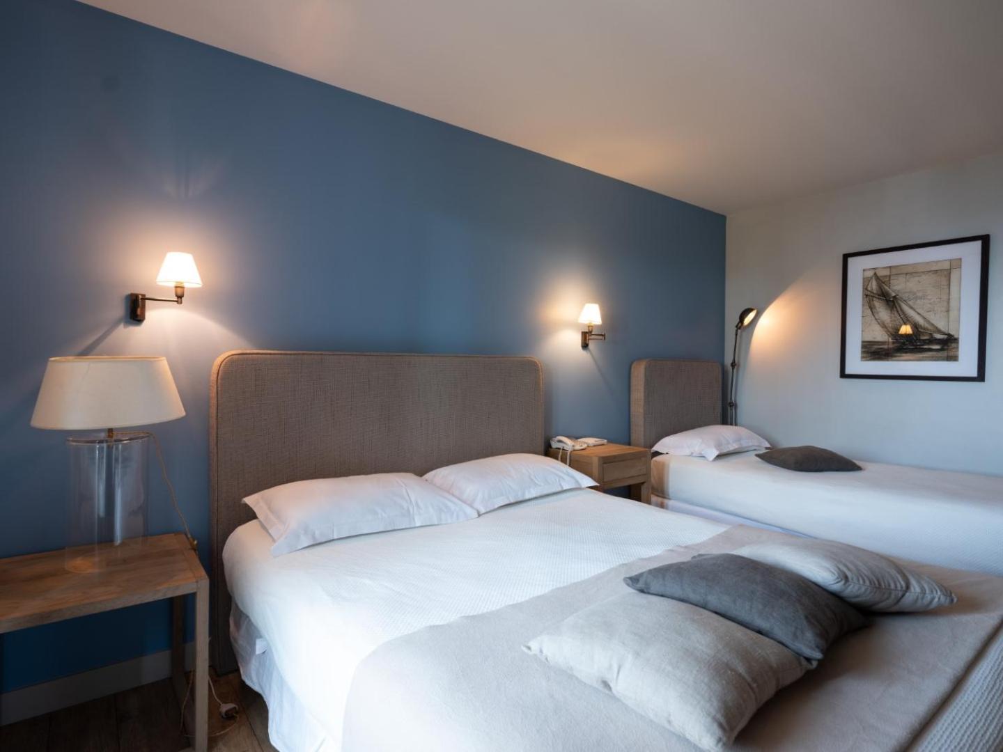 Triple Room - Photo 1