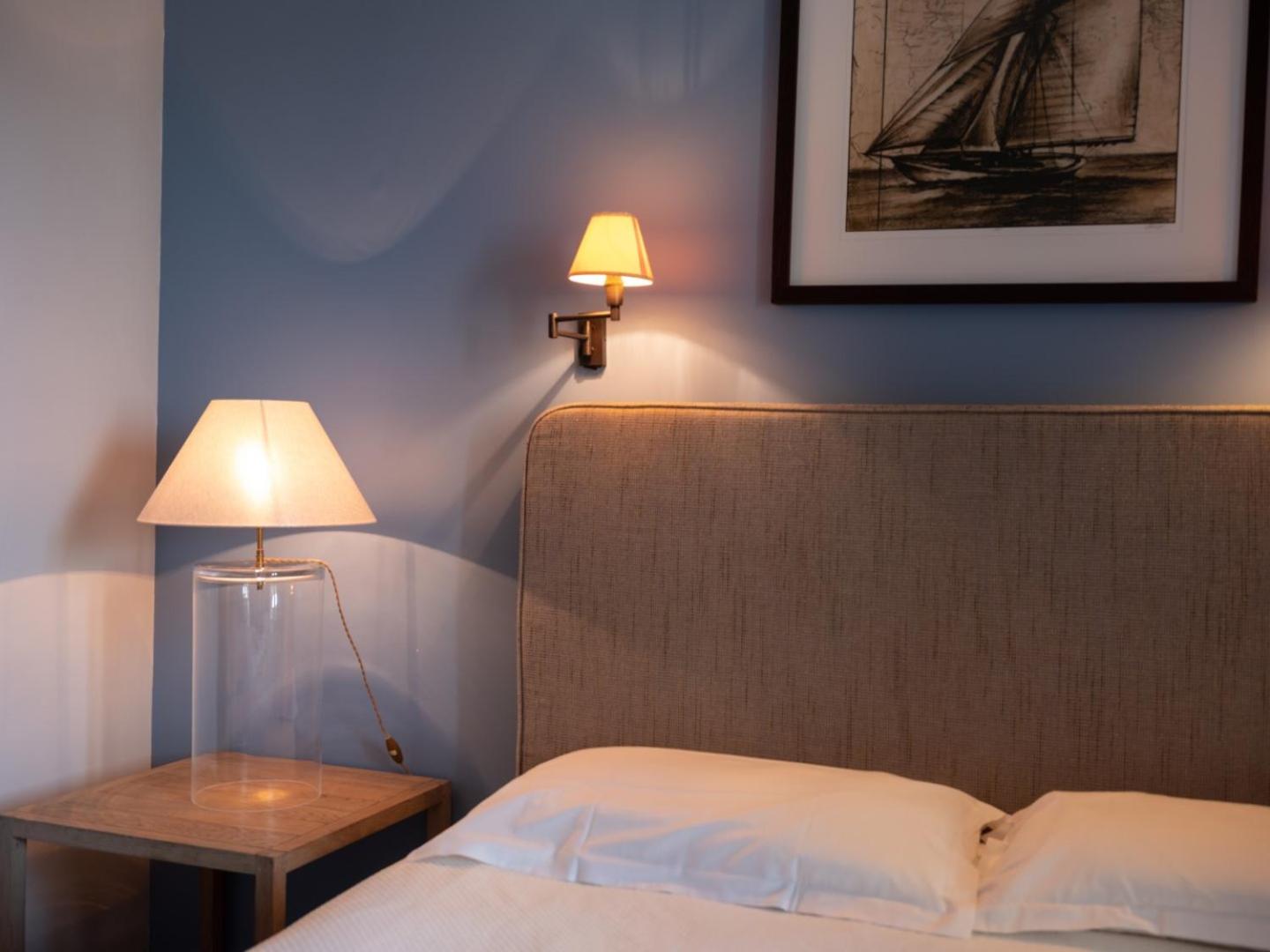 Double Room - Photo 7