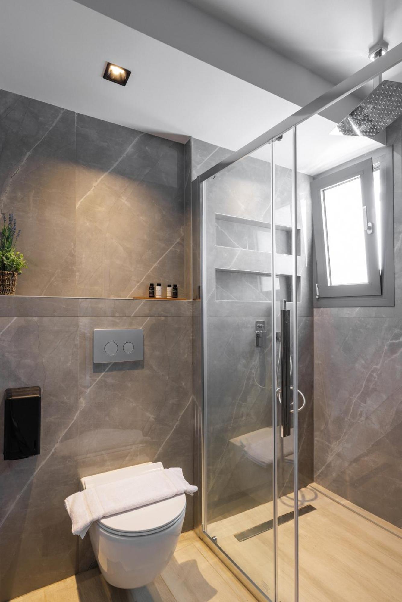 Double Comfort Room - Photo 35