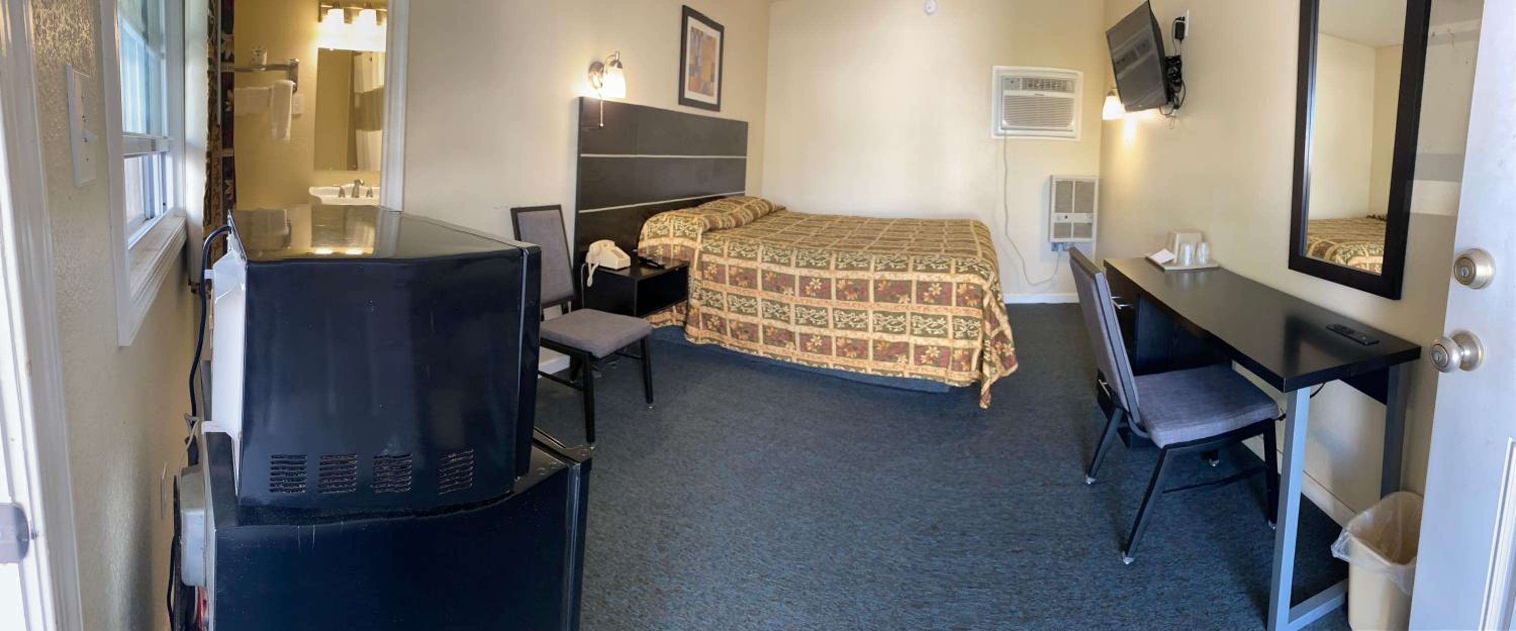 Queen Room