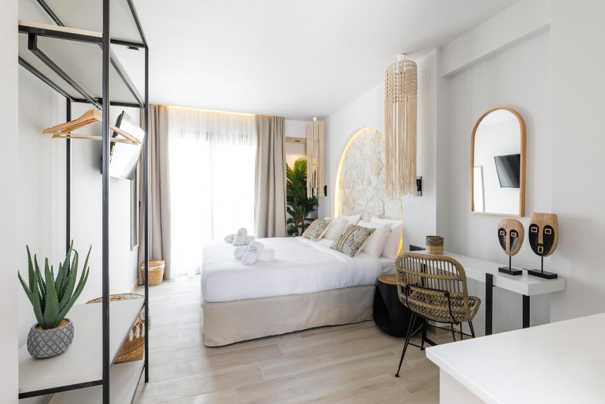 Double Comfort Room - Photo 12