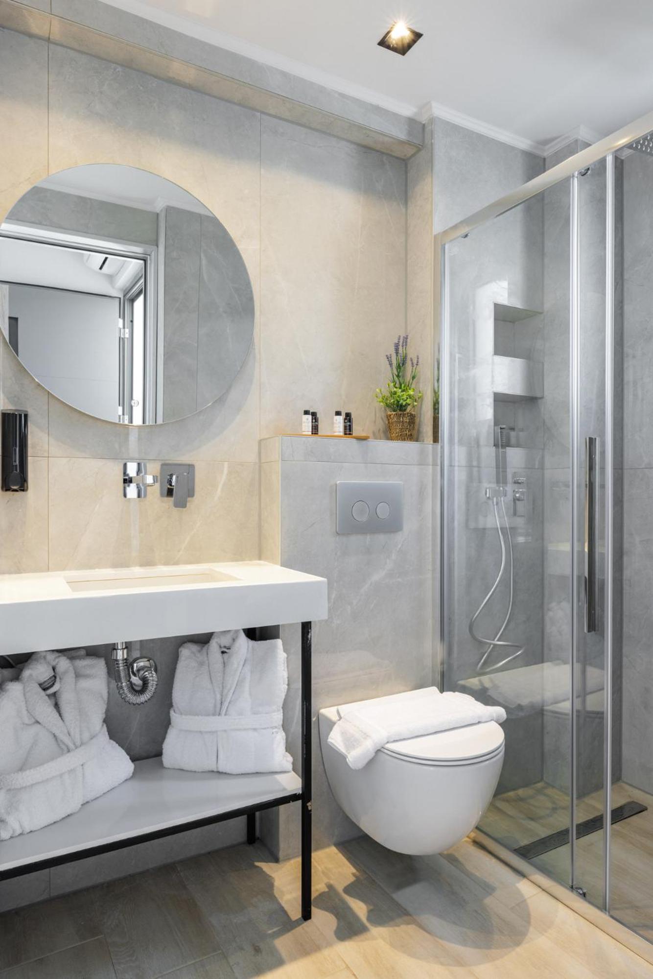 Double Comfort Room - Photo 29
