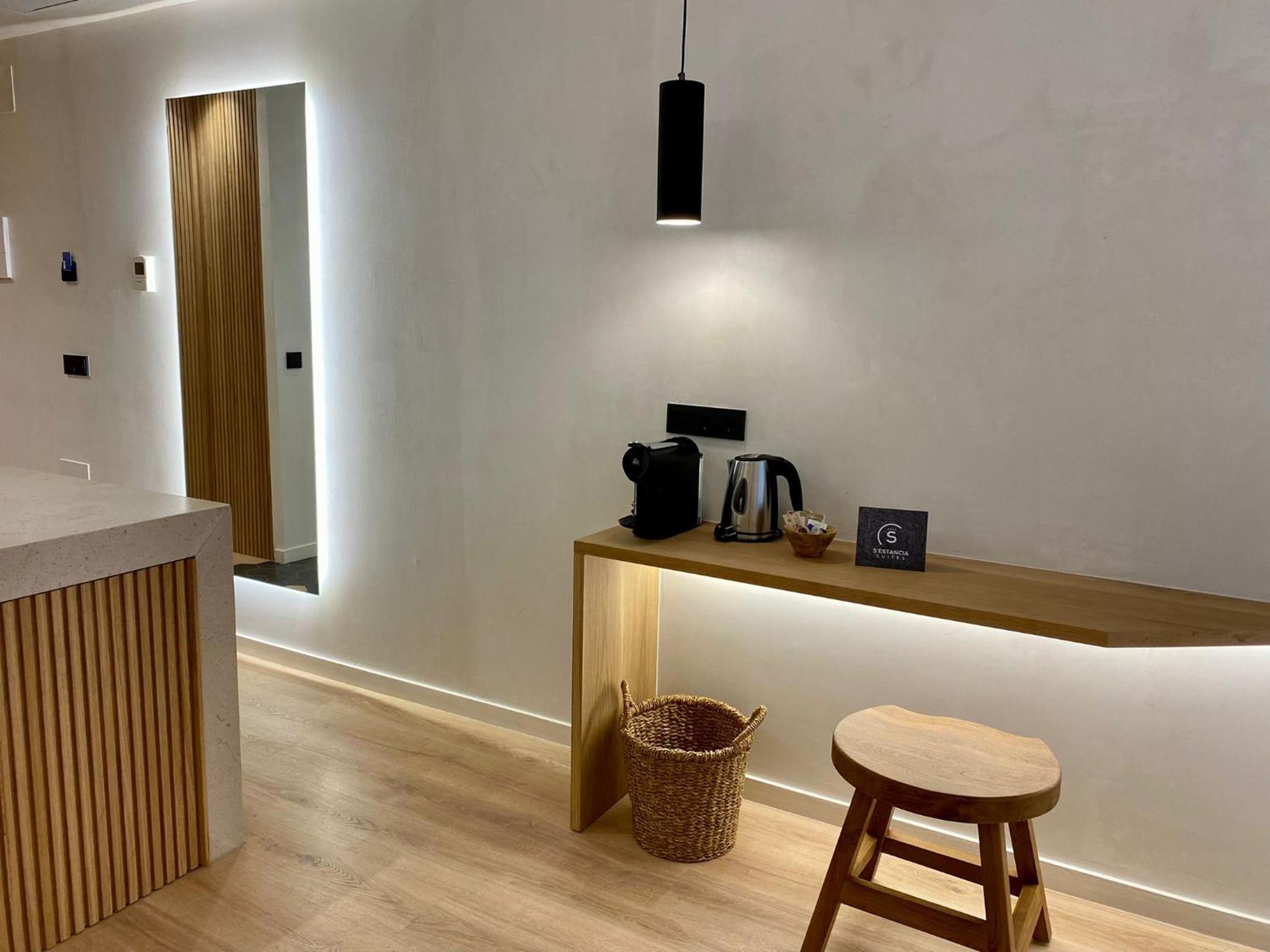 Double or Twin Room - Photo 14