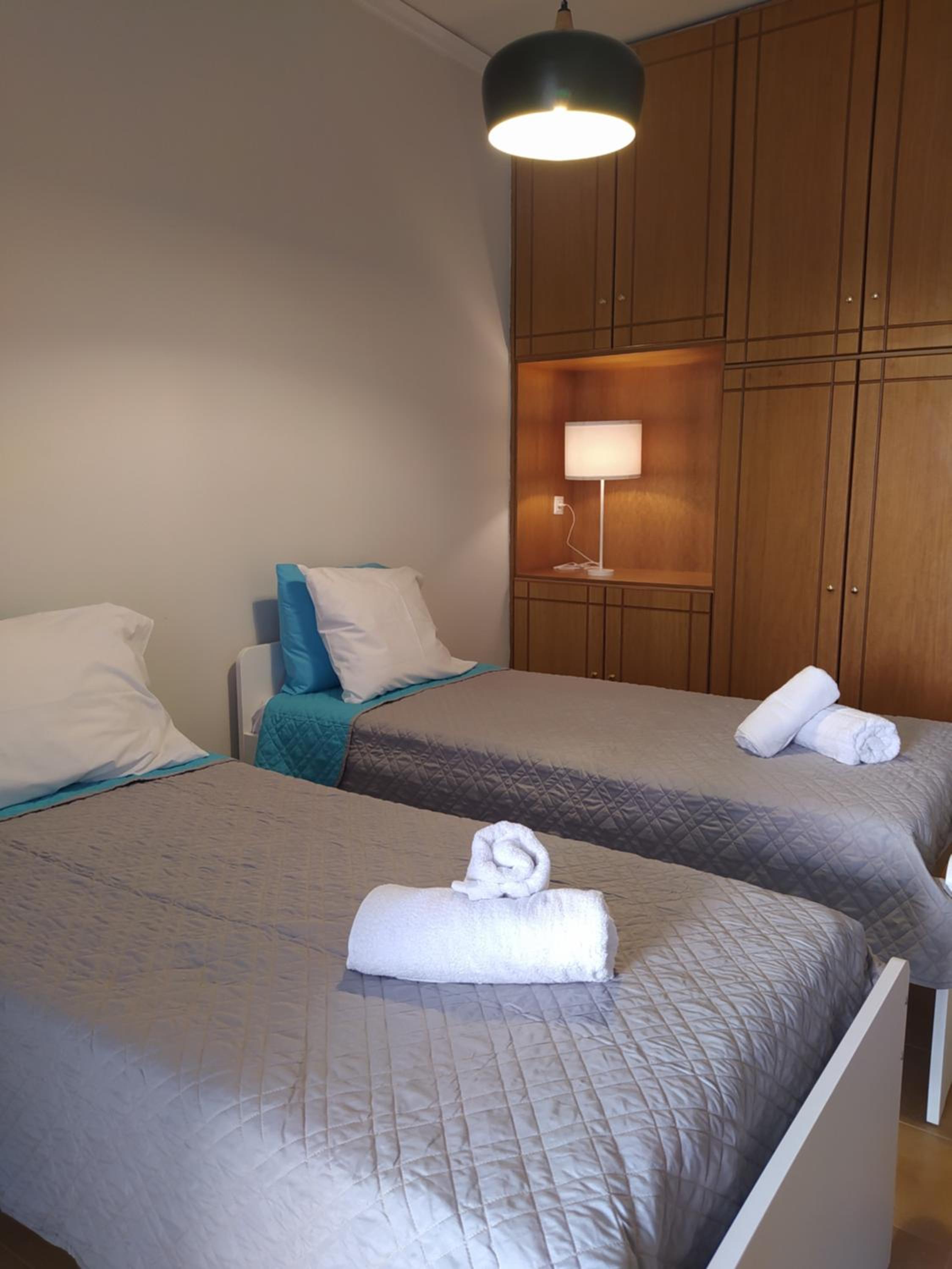 Two-Bedroom Apartment - Photo 4