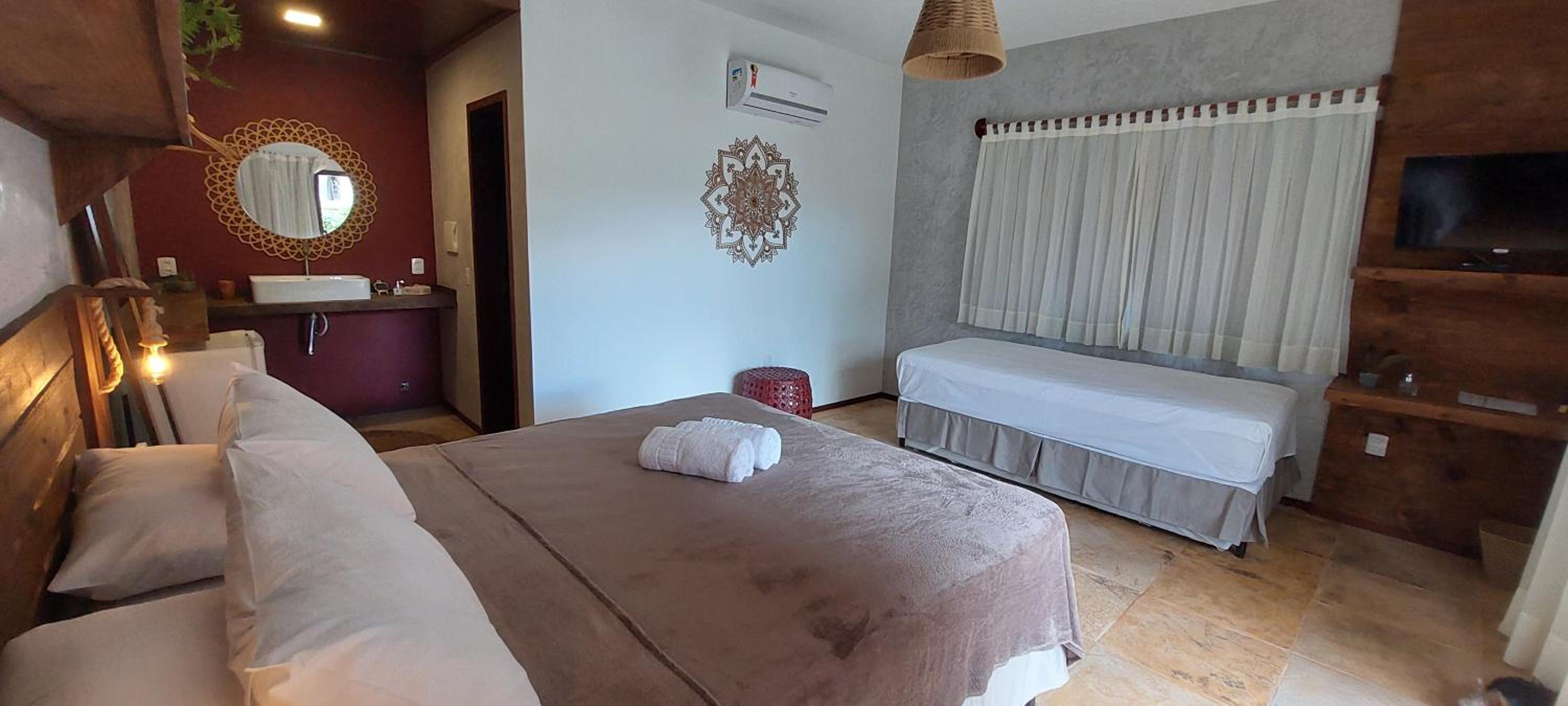 Deluxe Room - Photo 3