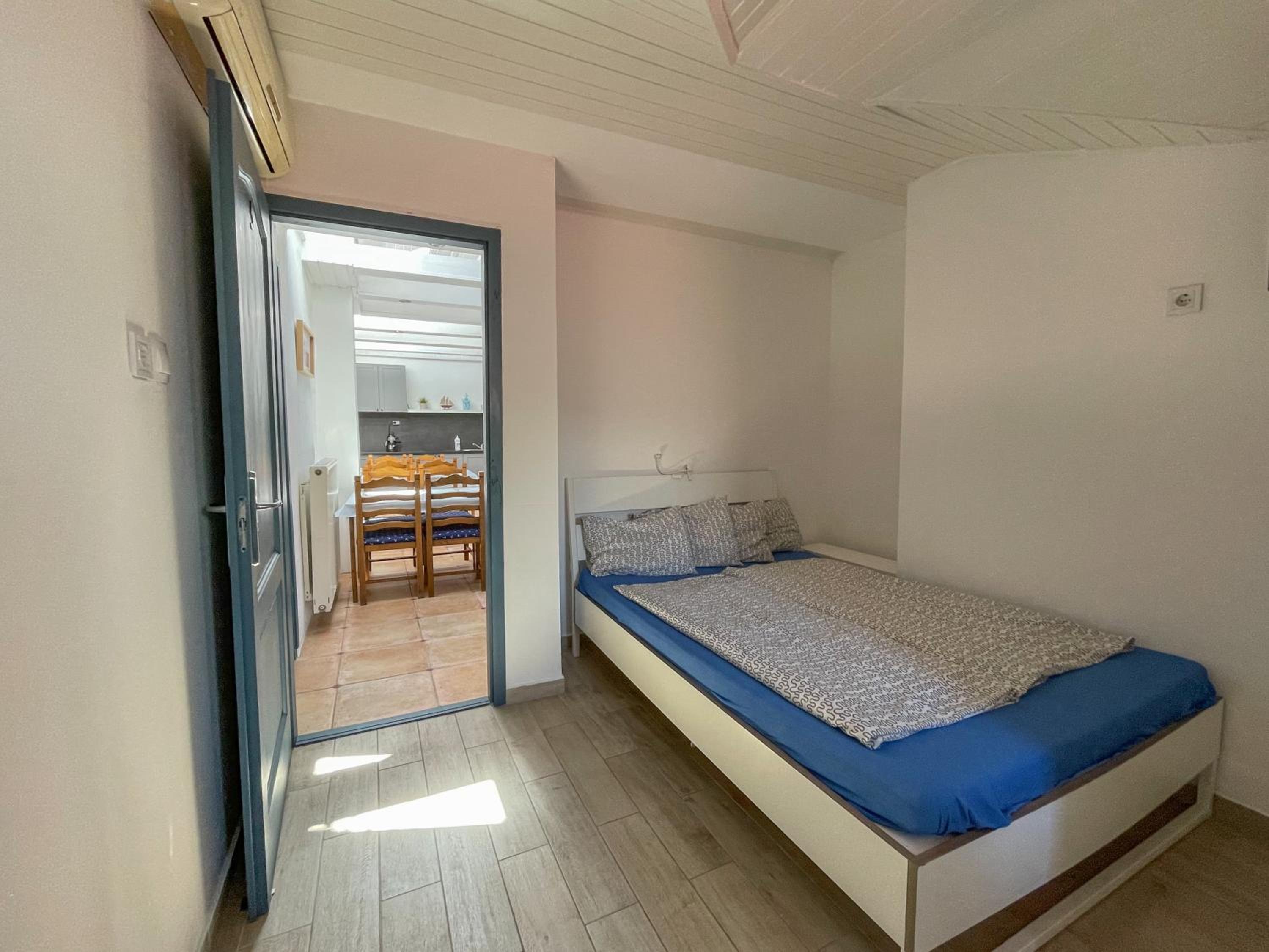 Double Room - Attic photo 1