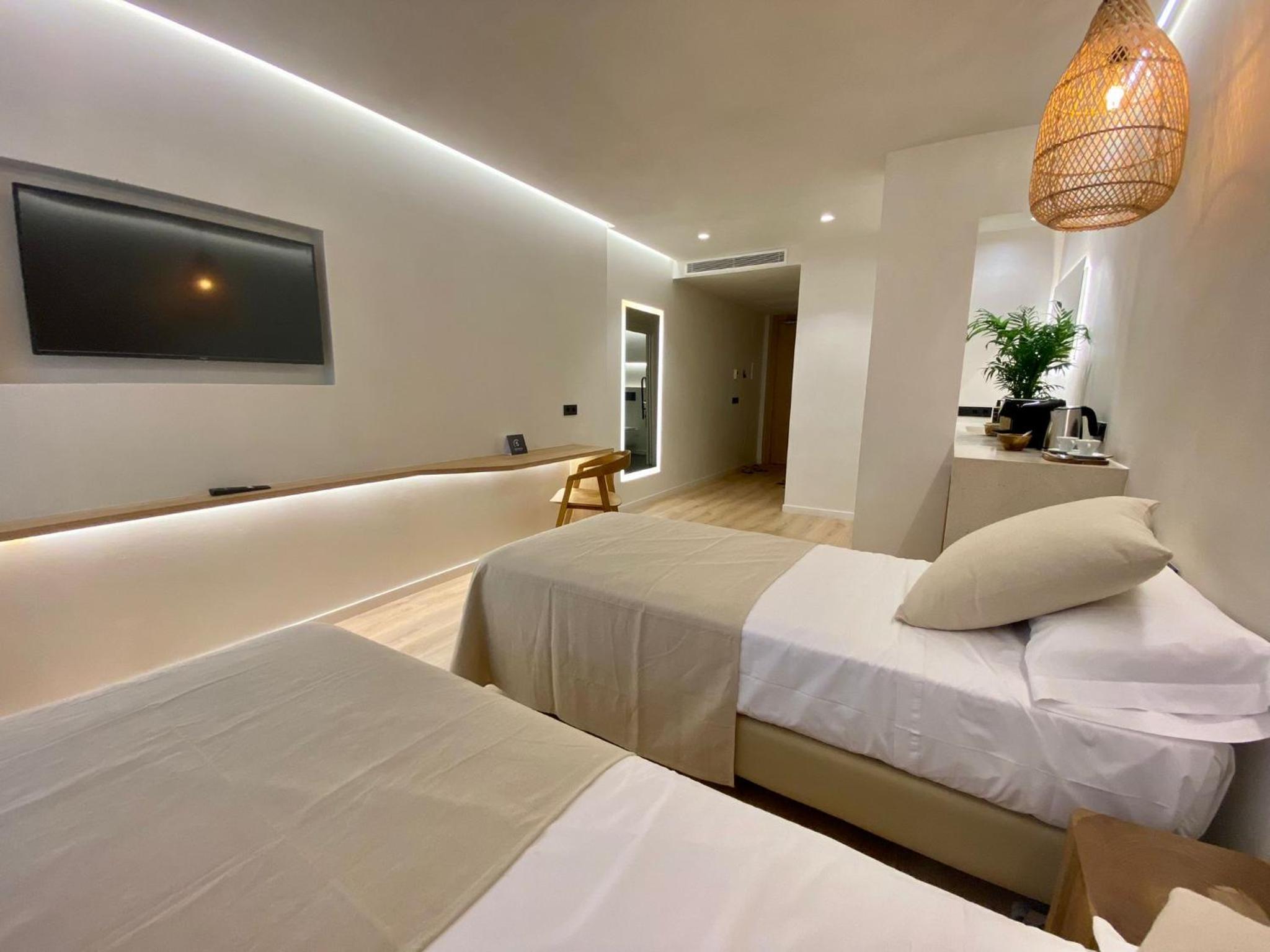 Double or Twin Room - Disability Access - Photo 2
