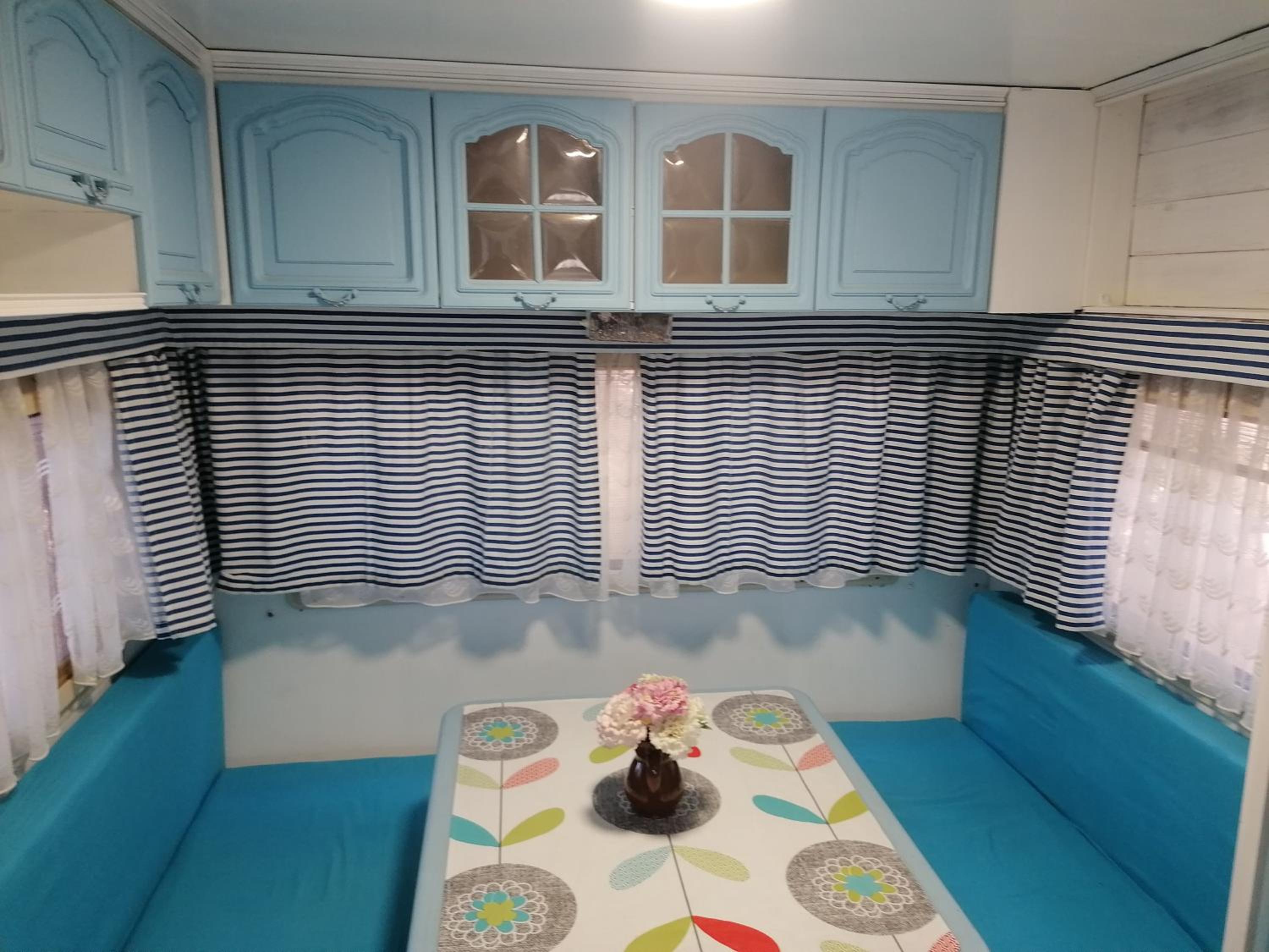 Caravan photo 3