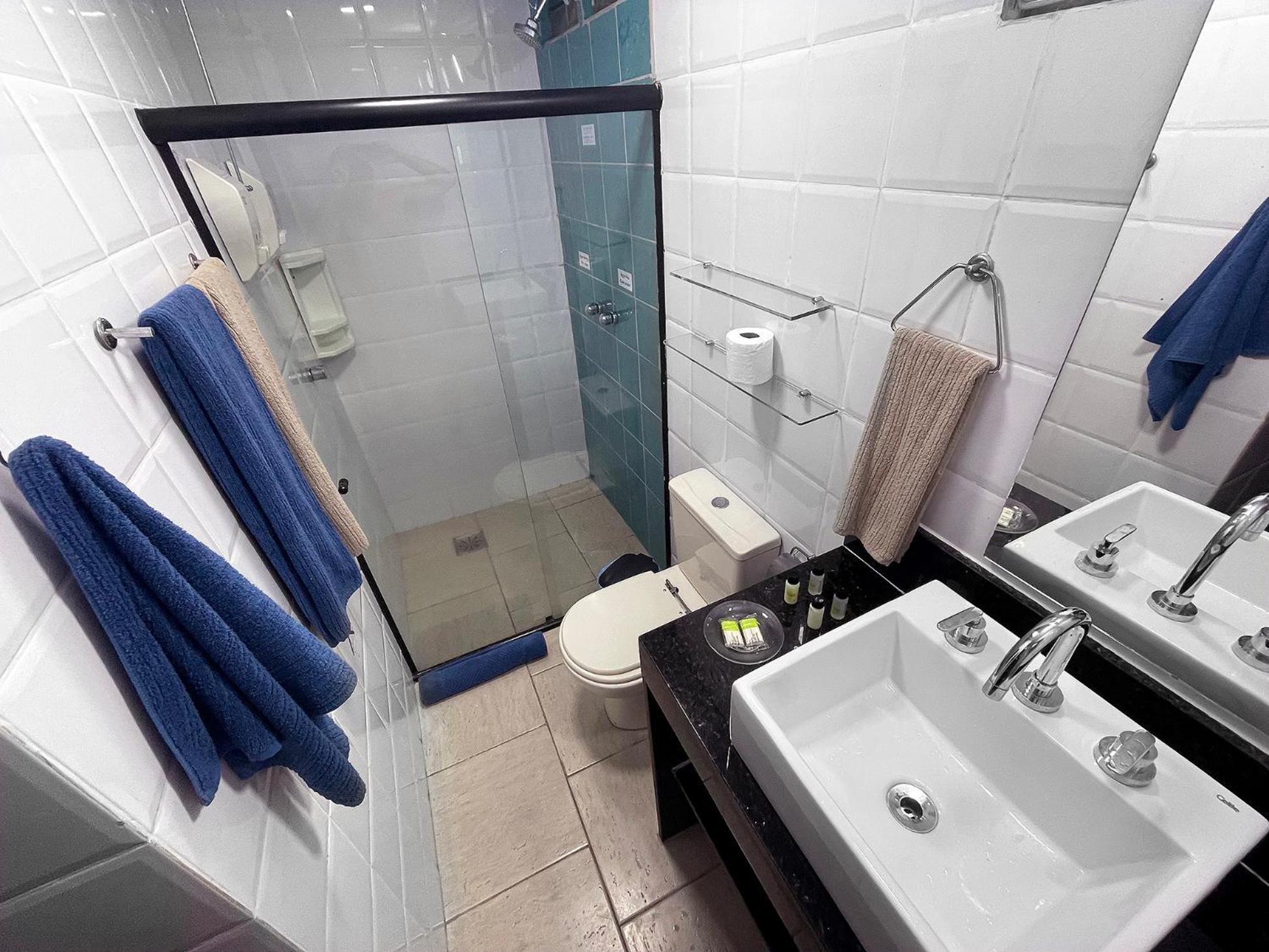 Standard Suite - Photo 10
