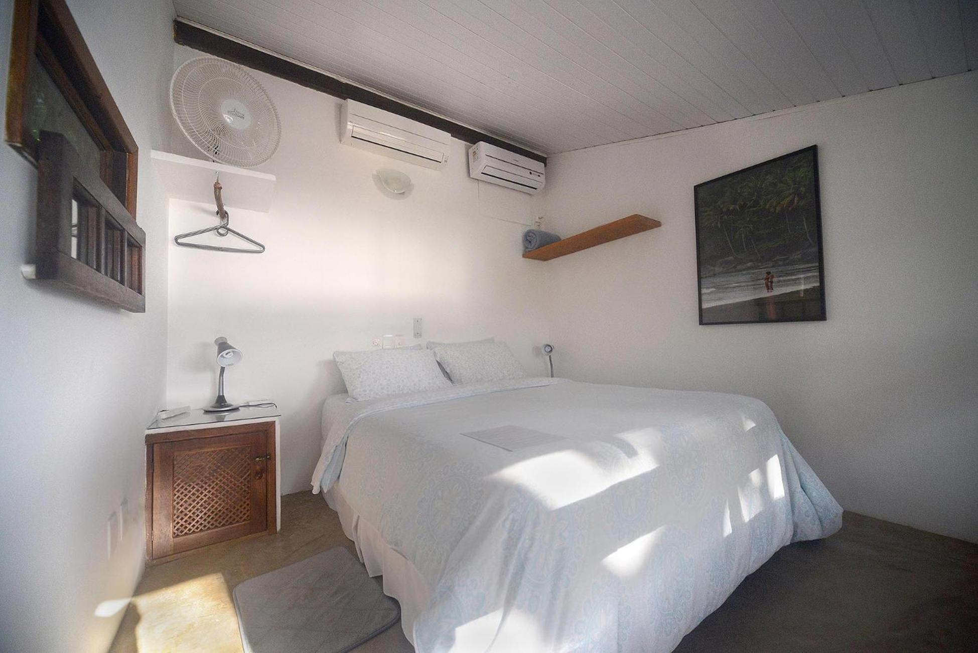 Standard Suite - Photo 14