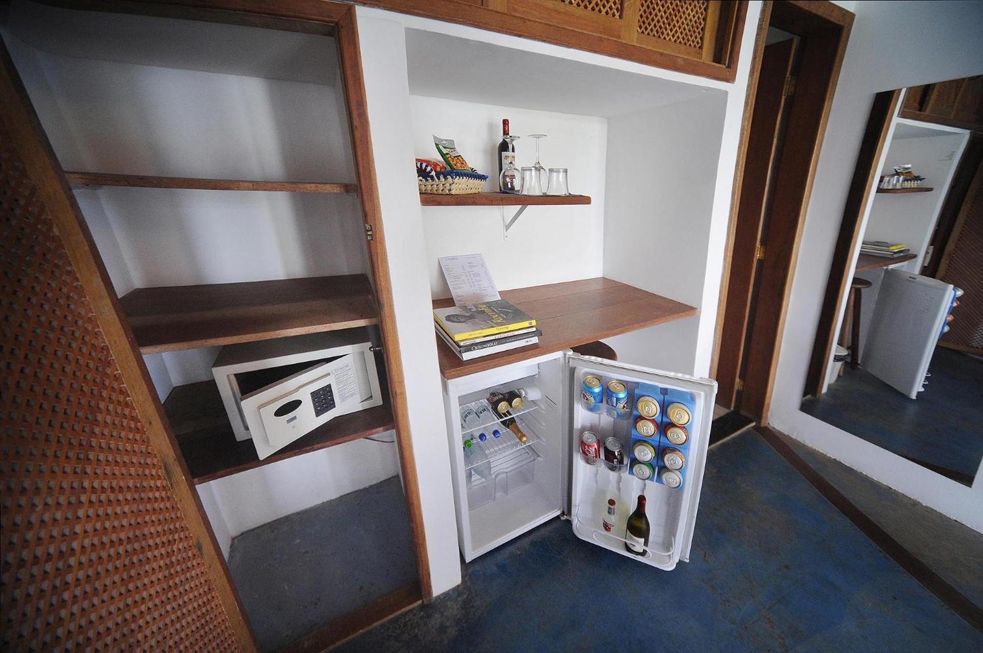 Standard Suite - Photo 13