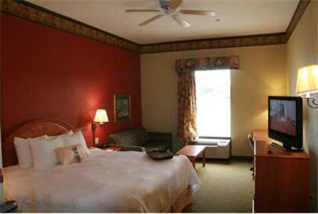 King Room with King Bed - Non-Smoking - Photo 1