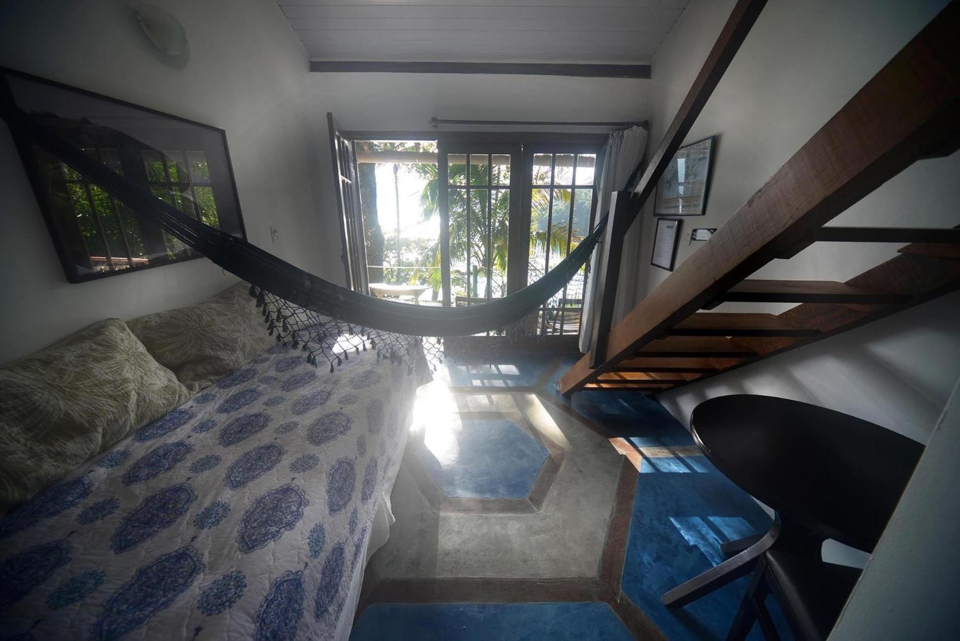 Standard Suite - Photo 9