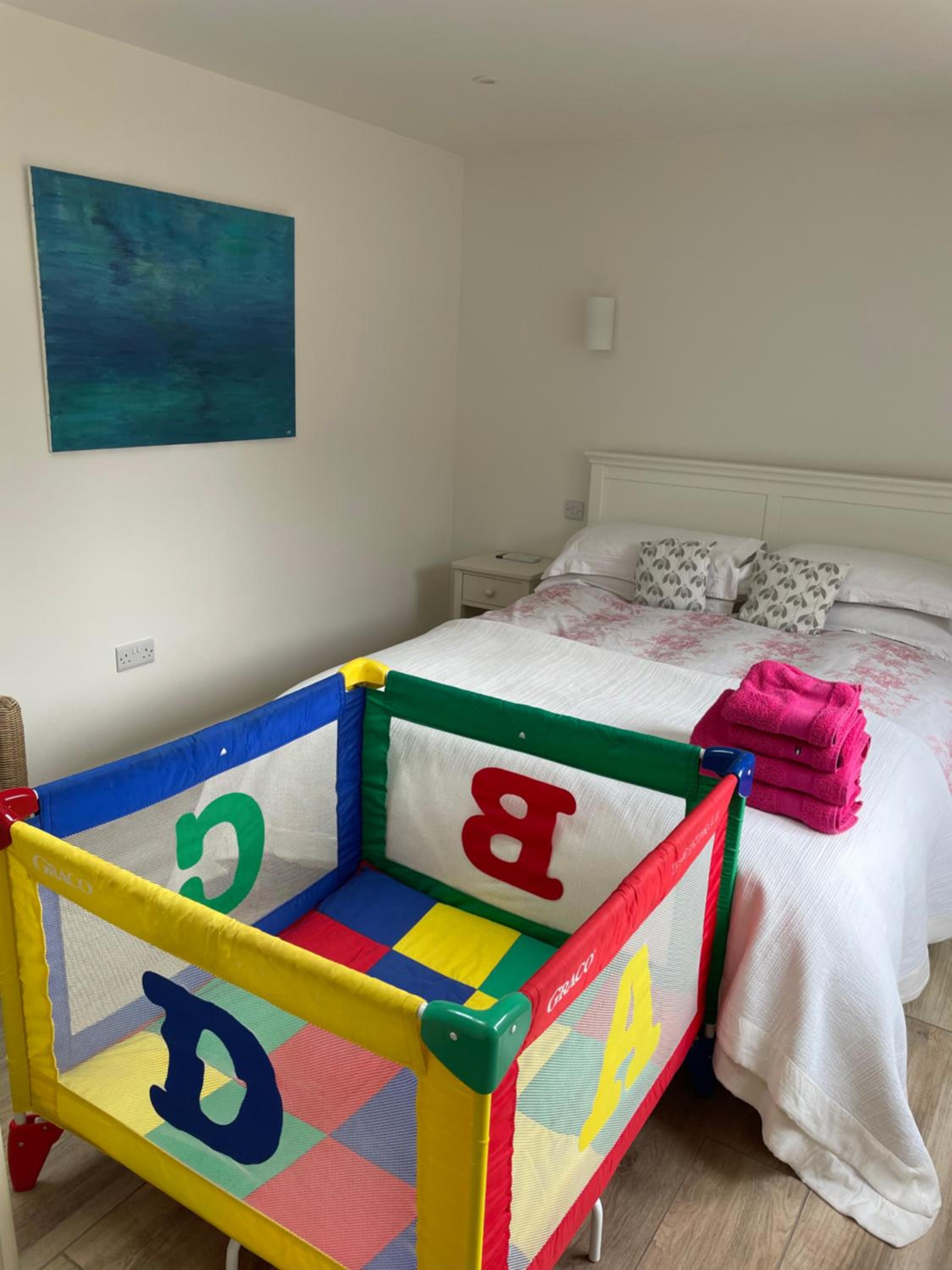 One-Bedroom Apartment - Photo 6