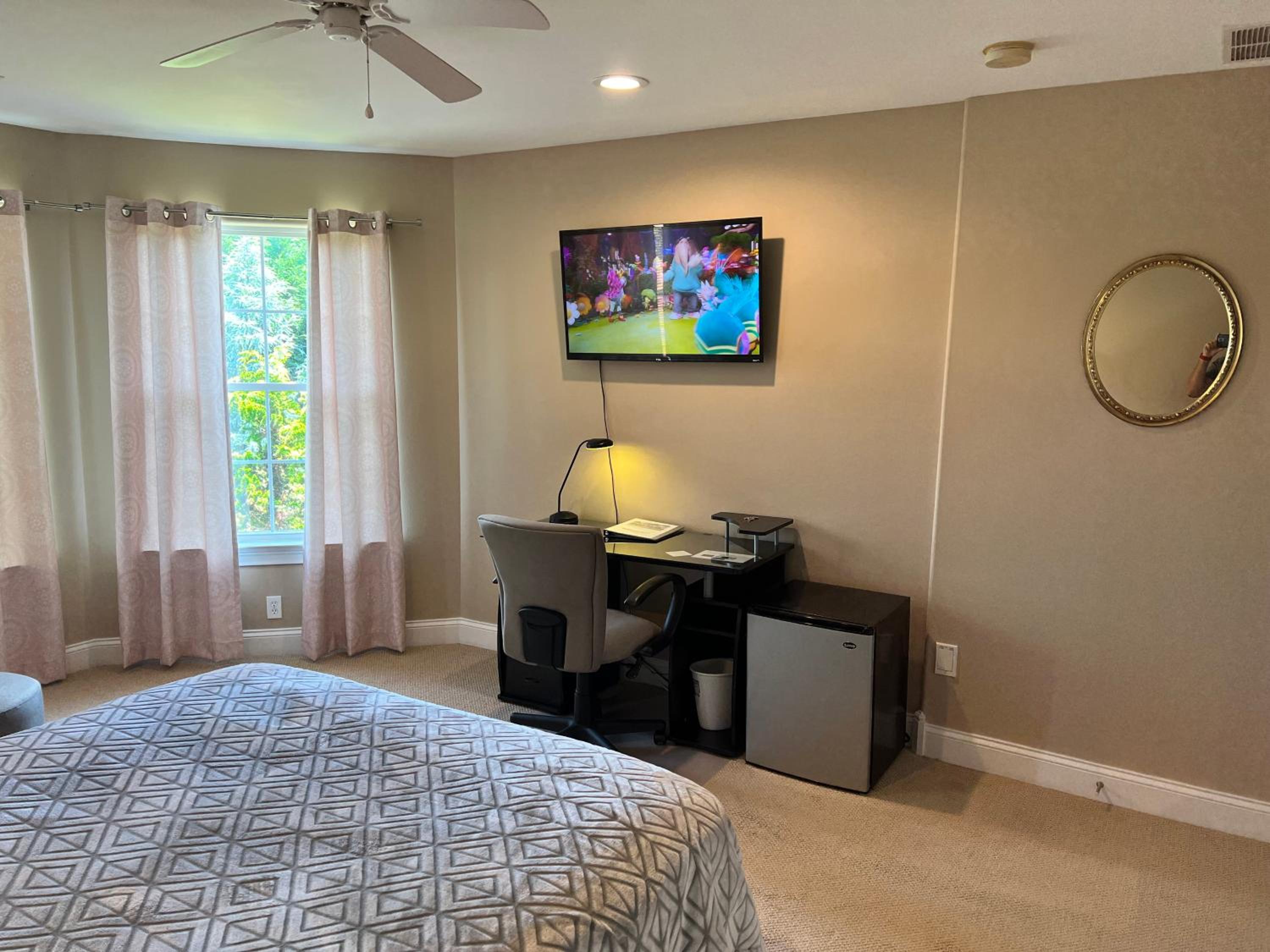 Double or Twin Room with Garden View - Photo 6