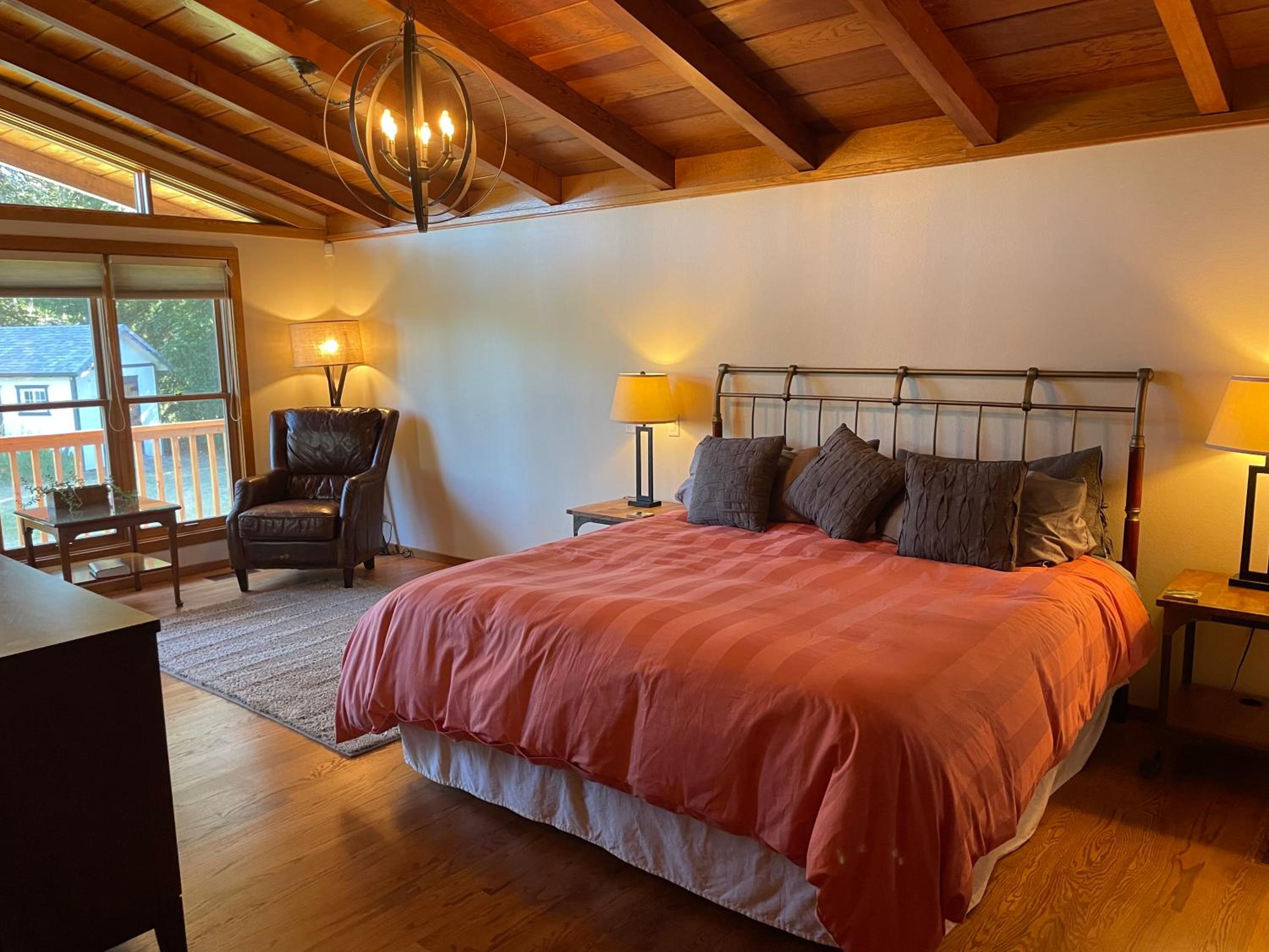 Three-Bedroom Villa - Photo 22