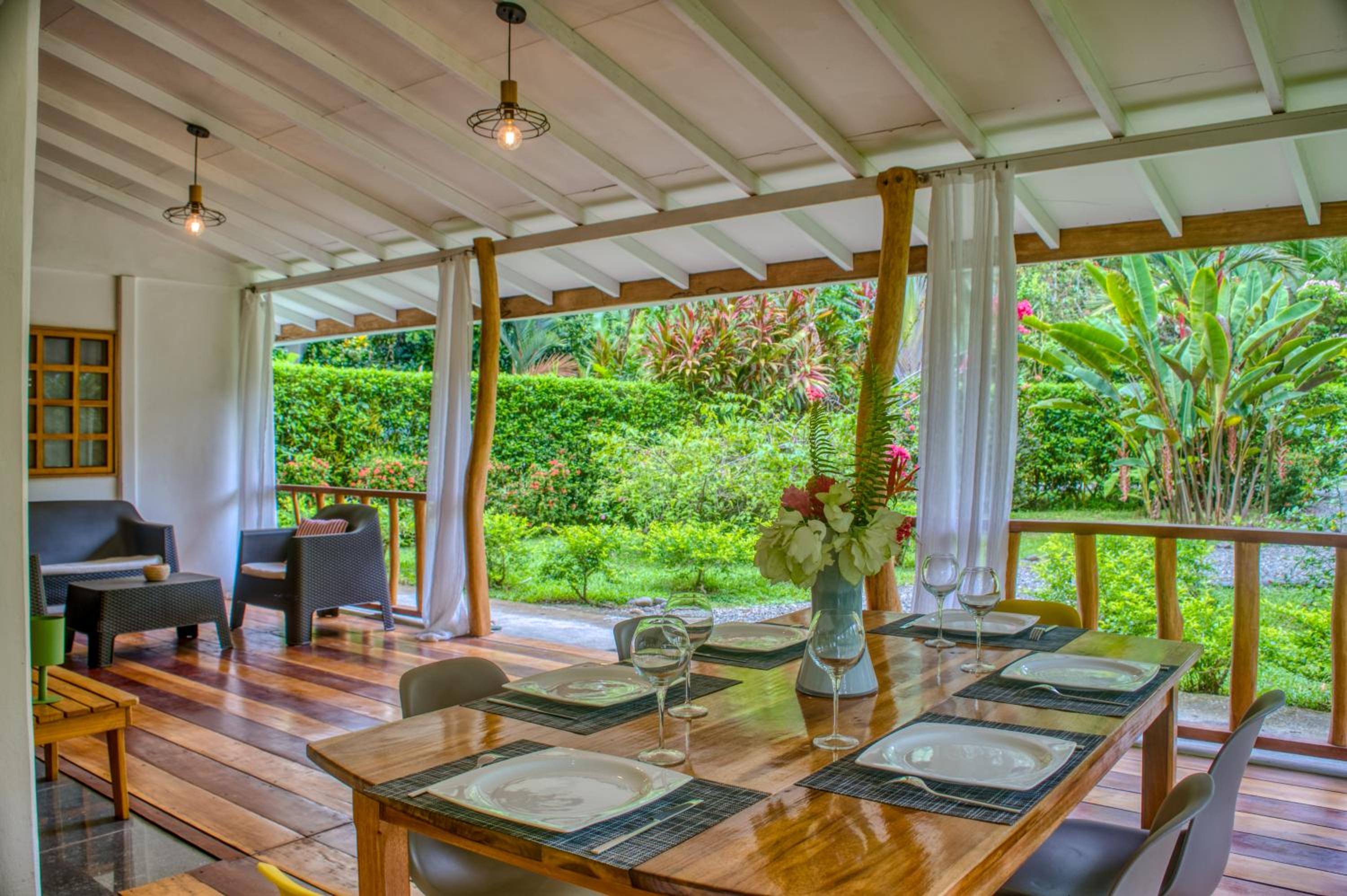 Three-Bedroom Villa photo 2