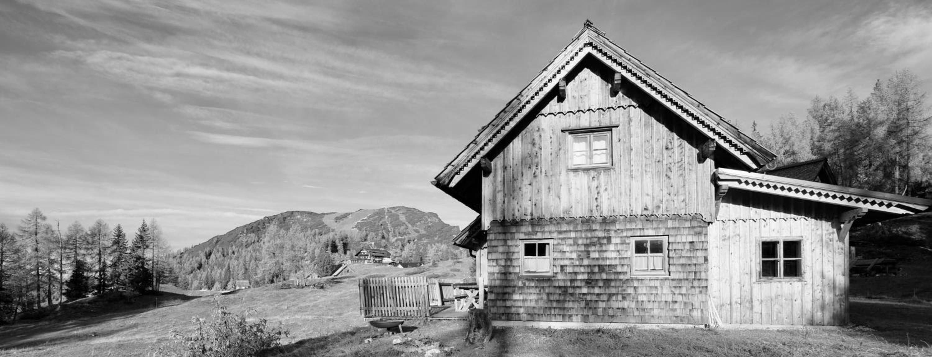 Chalet (11 Adults) photo 3