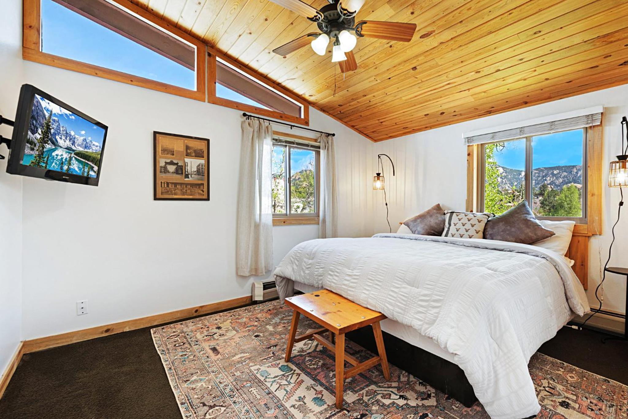 One-Bedroom Suite - Photo 1