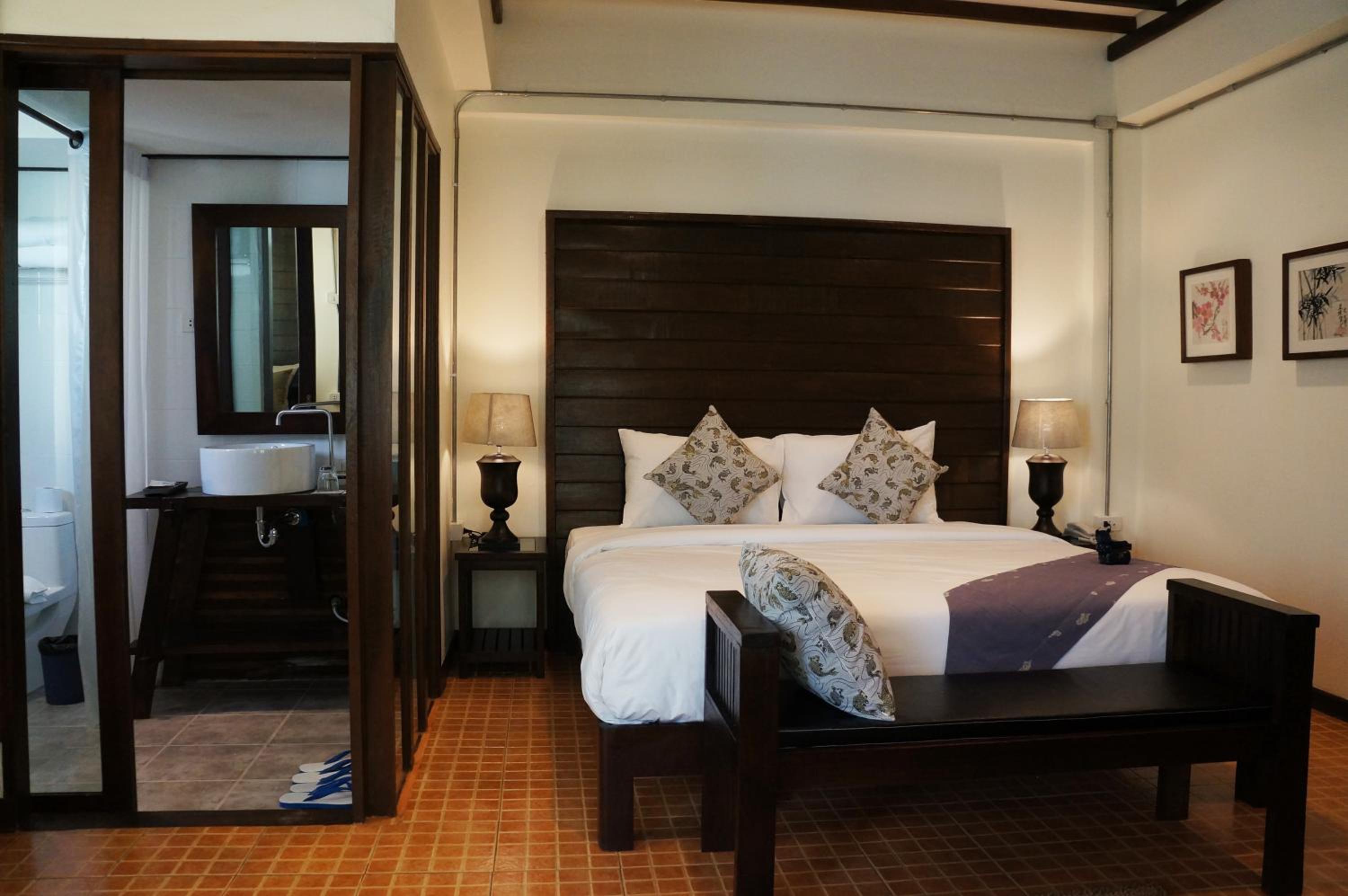Deluxe Double Room photo 3