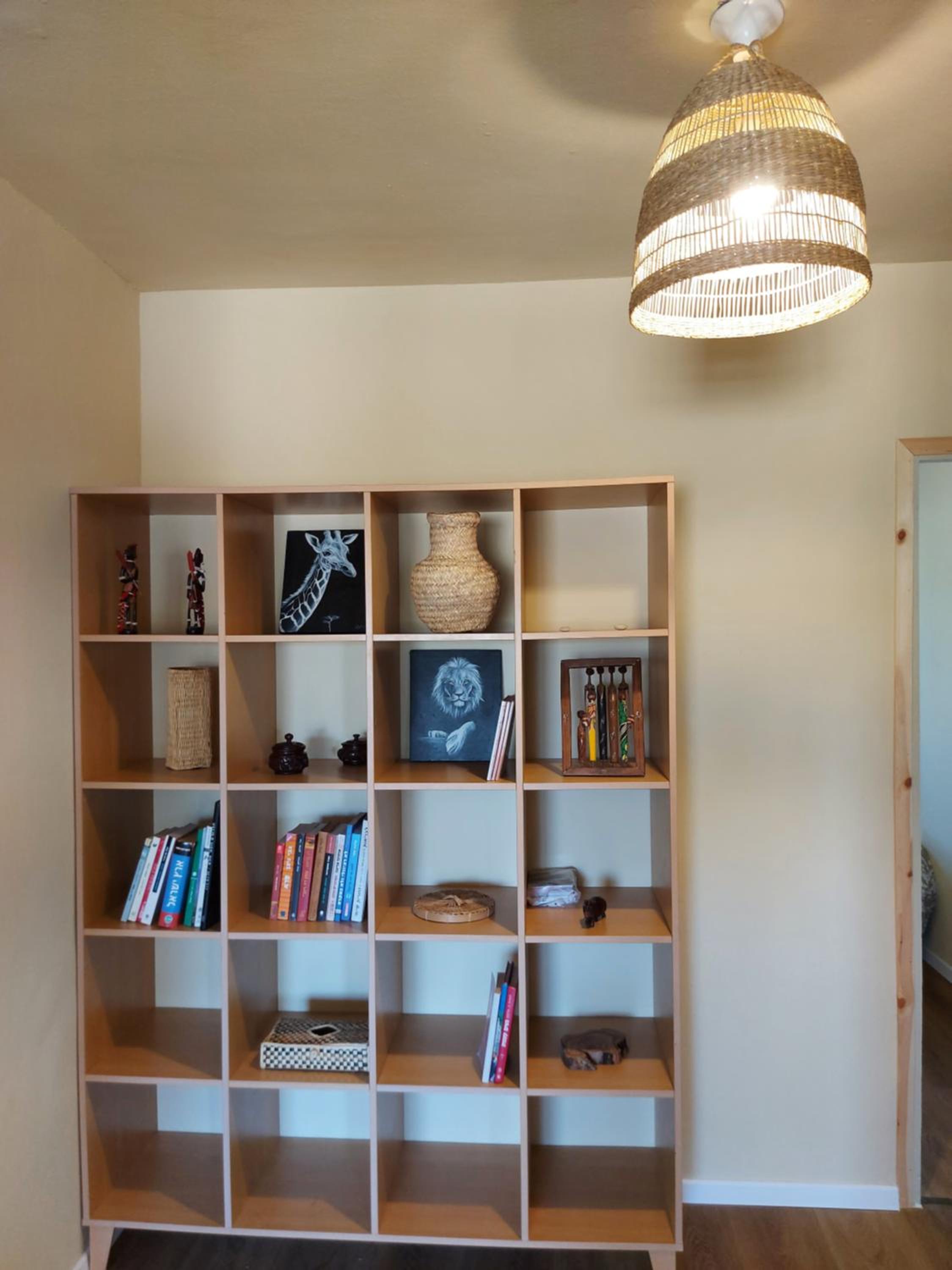 Three-Bedroom Apartment - Photo 10