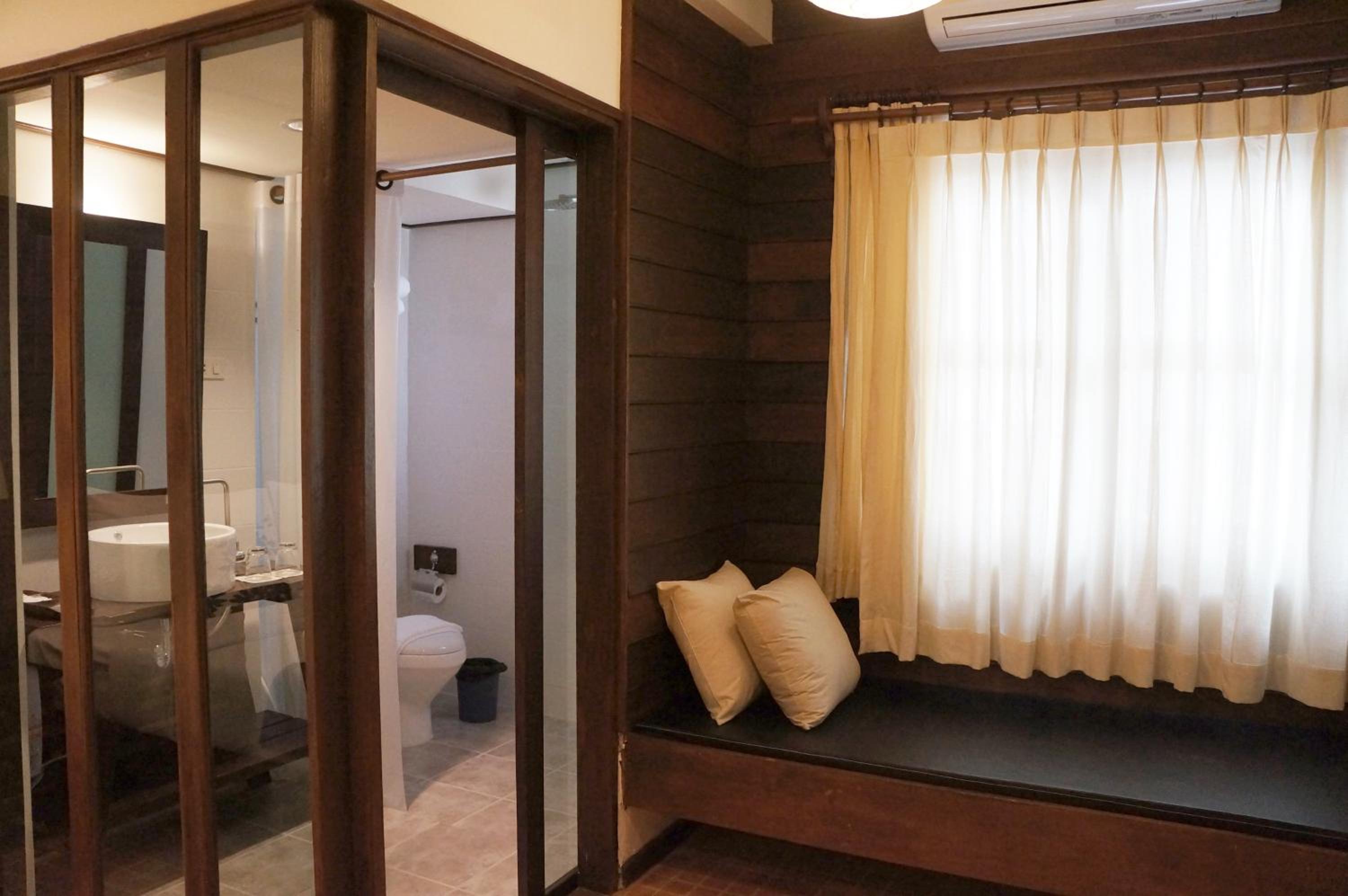 Superior Double or Twin Room photo 2