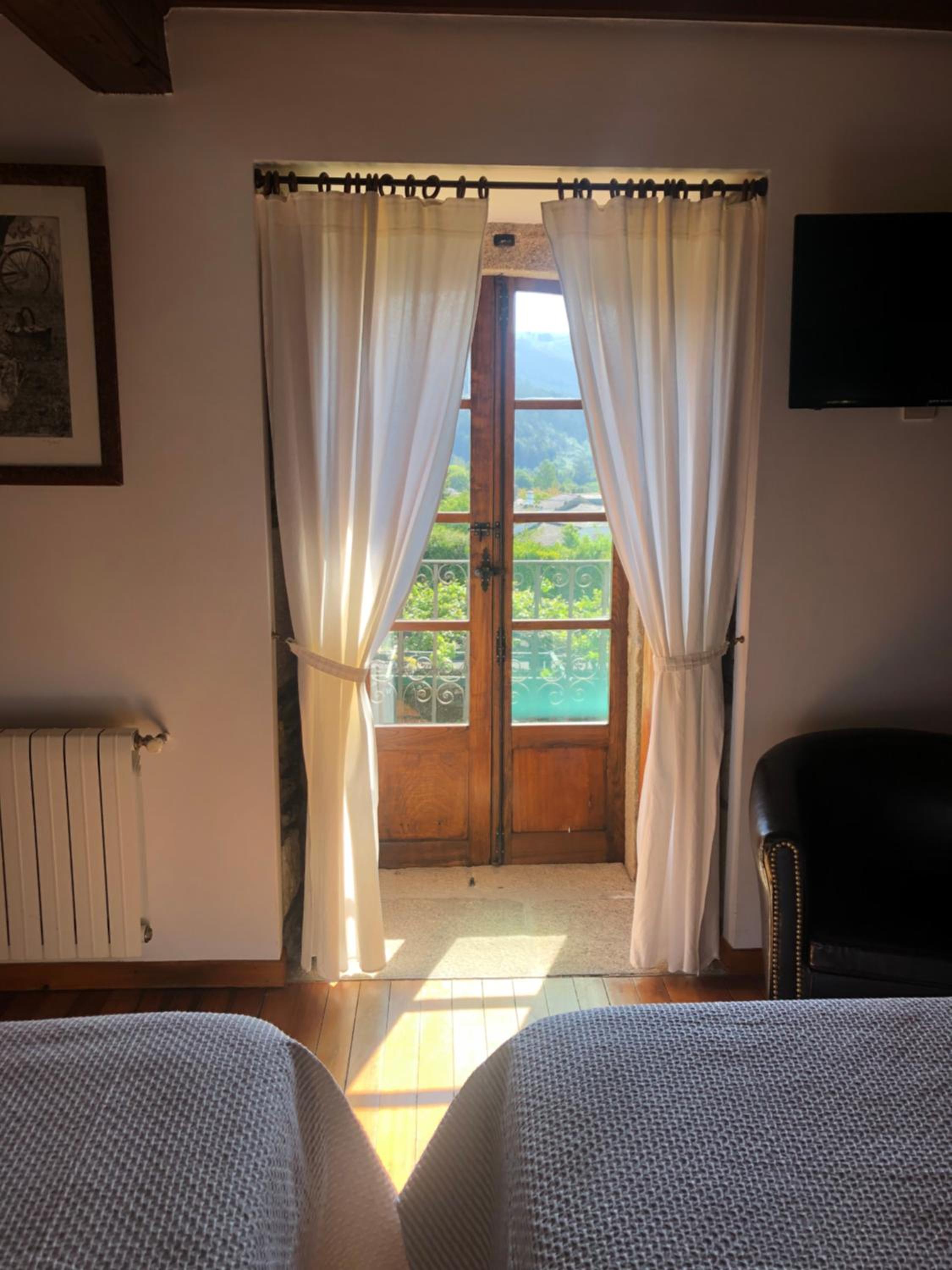Double Room - Photo 2