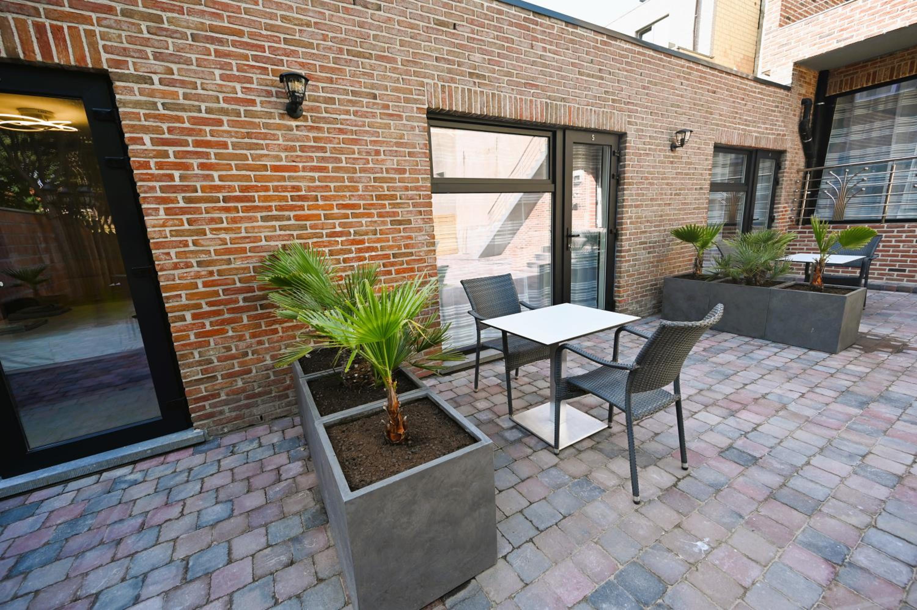 Deluxe Apartment - Photo 2