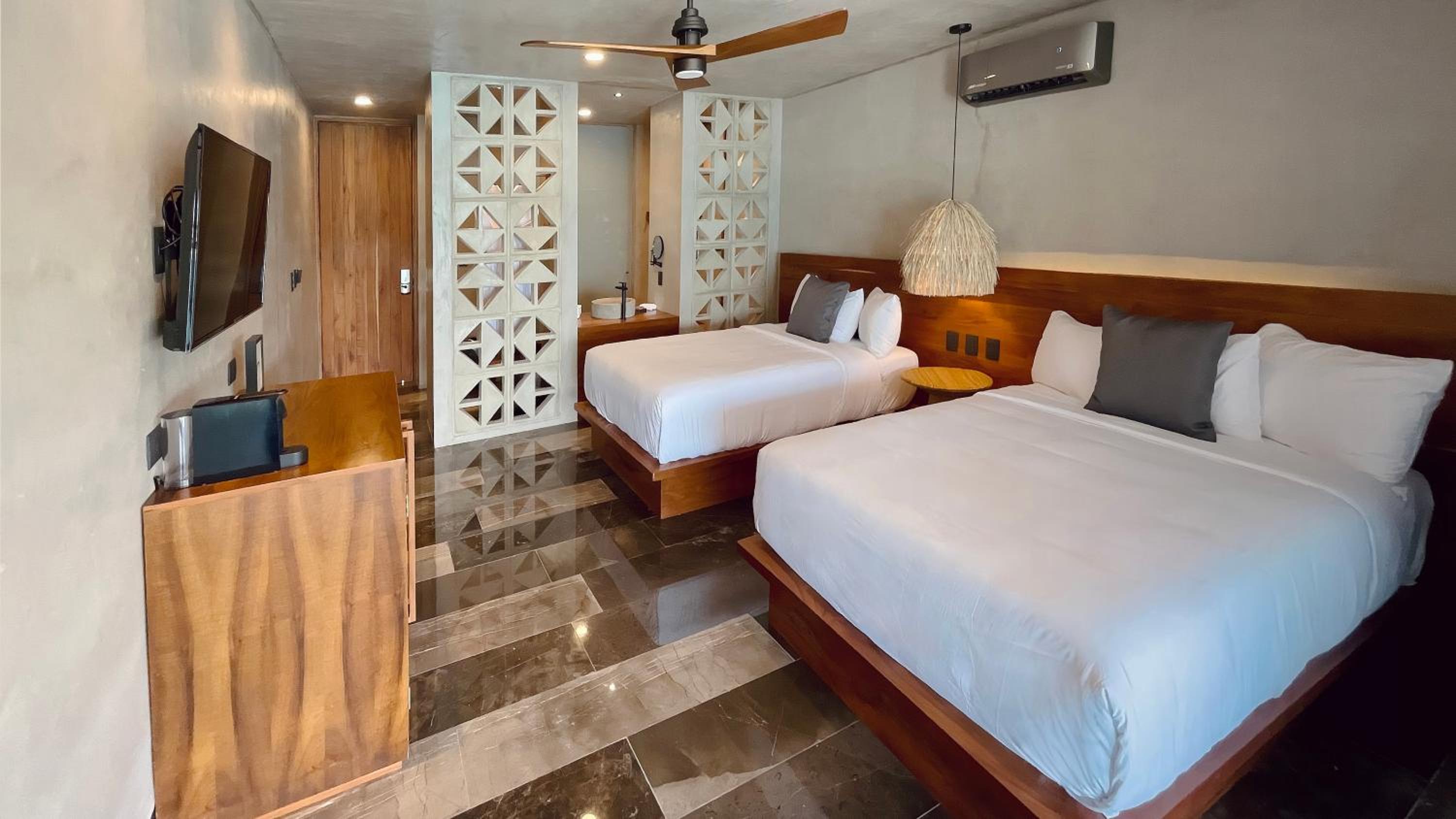 Deluxe Double Room - Photo 2