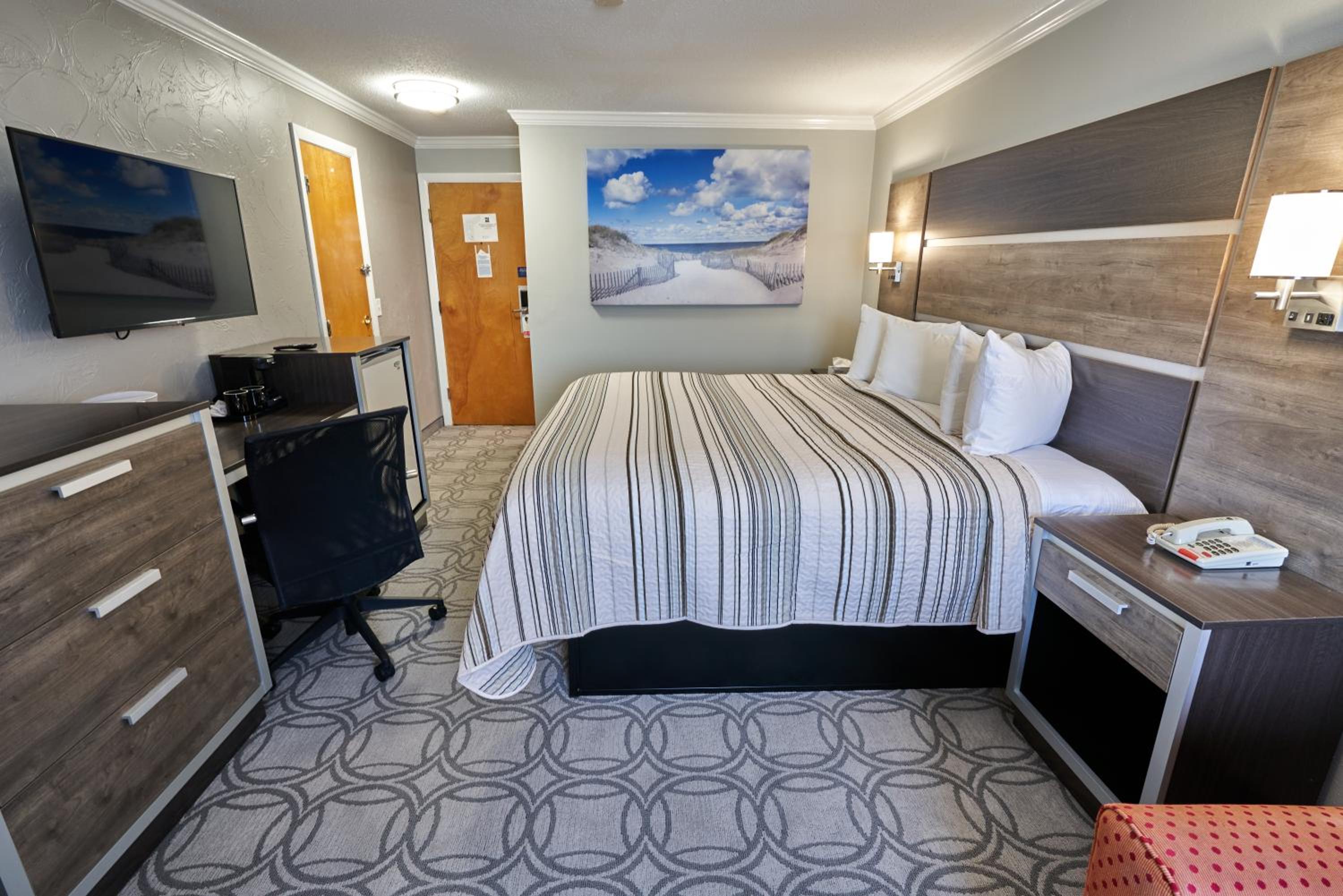 Superior King Room (Non-Smoking) - Photo 21