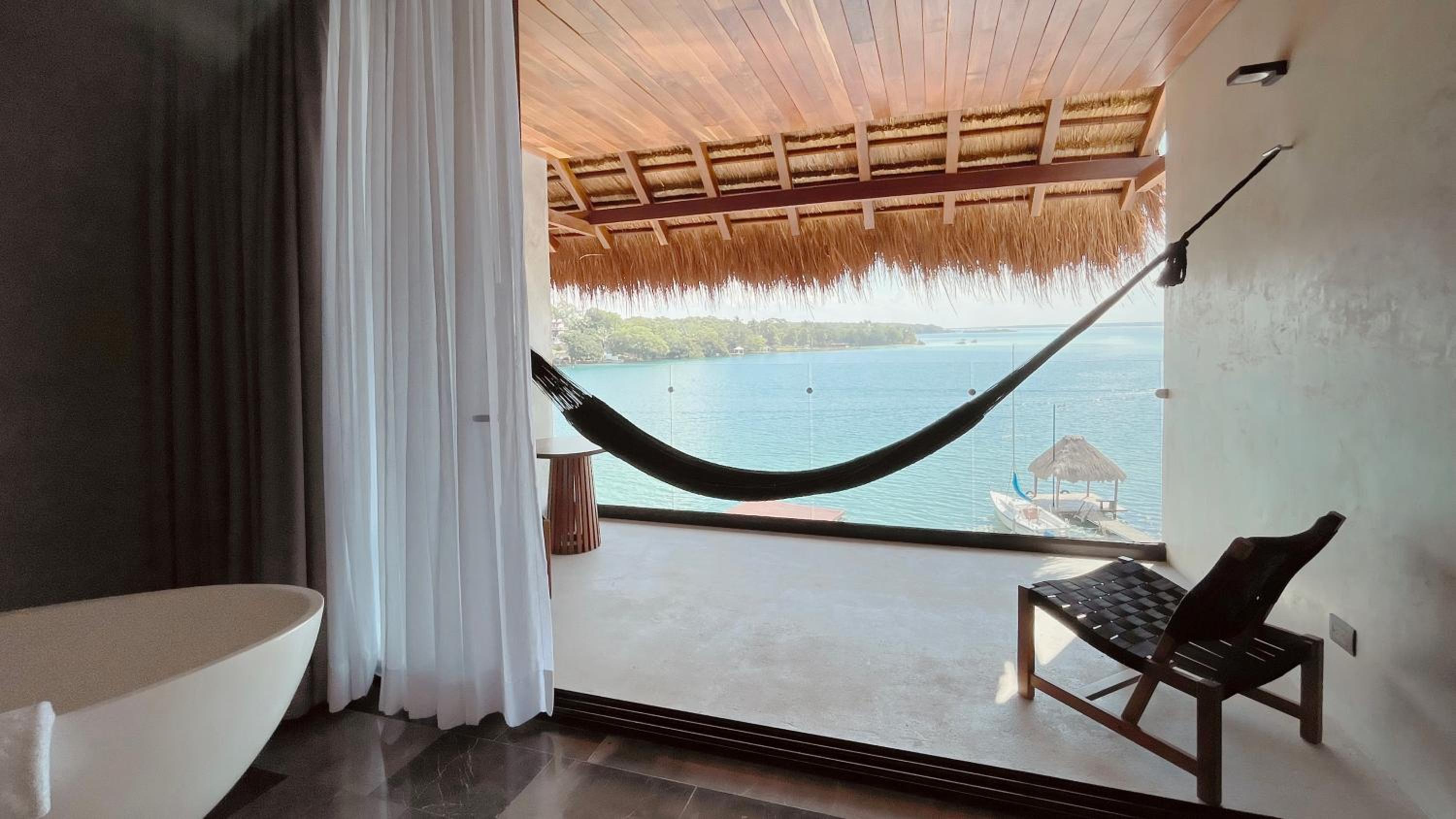 King Suite with Ocean View - Photo 4