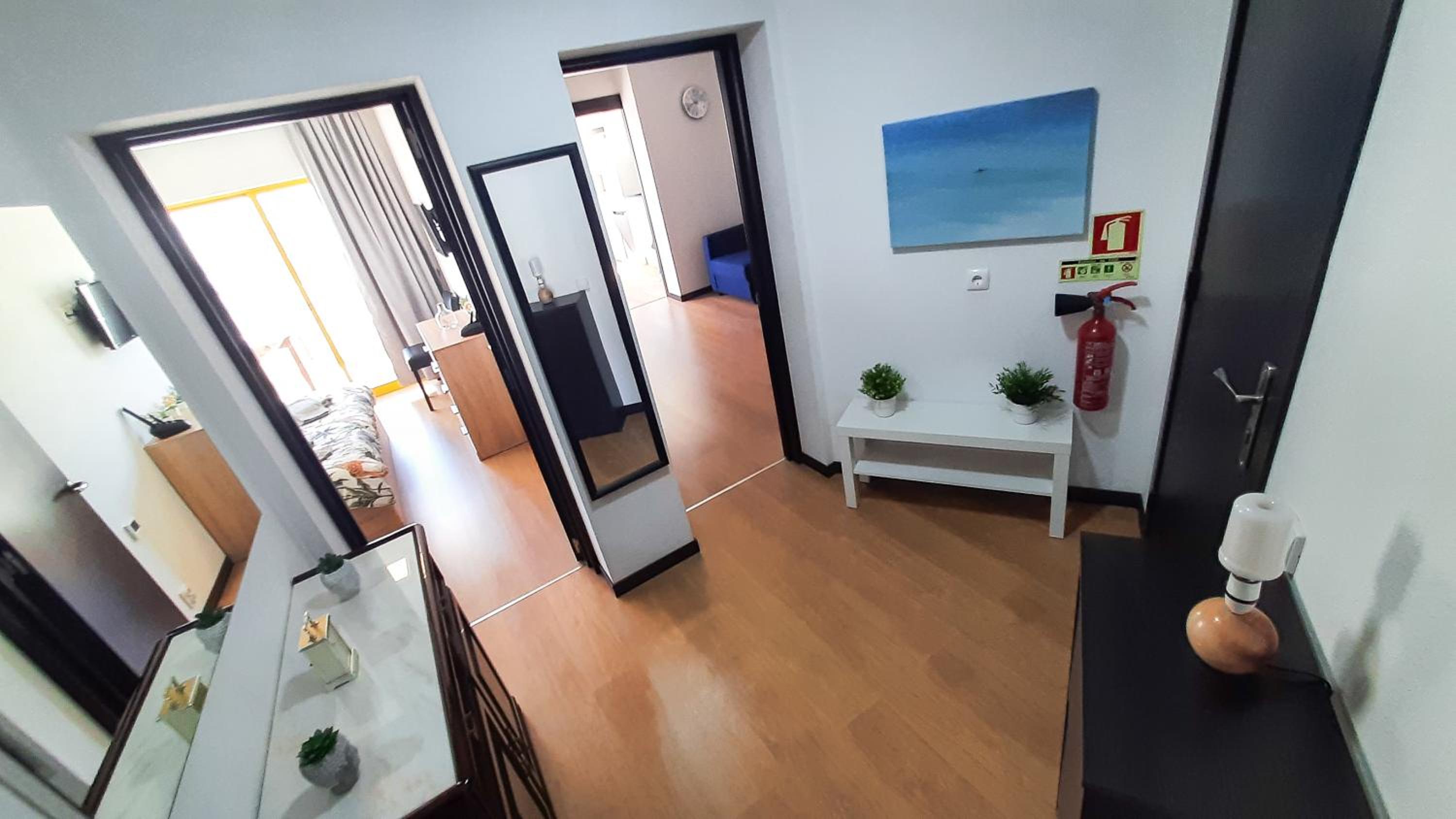 One-Bedroom Apartment - Photo 20