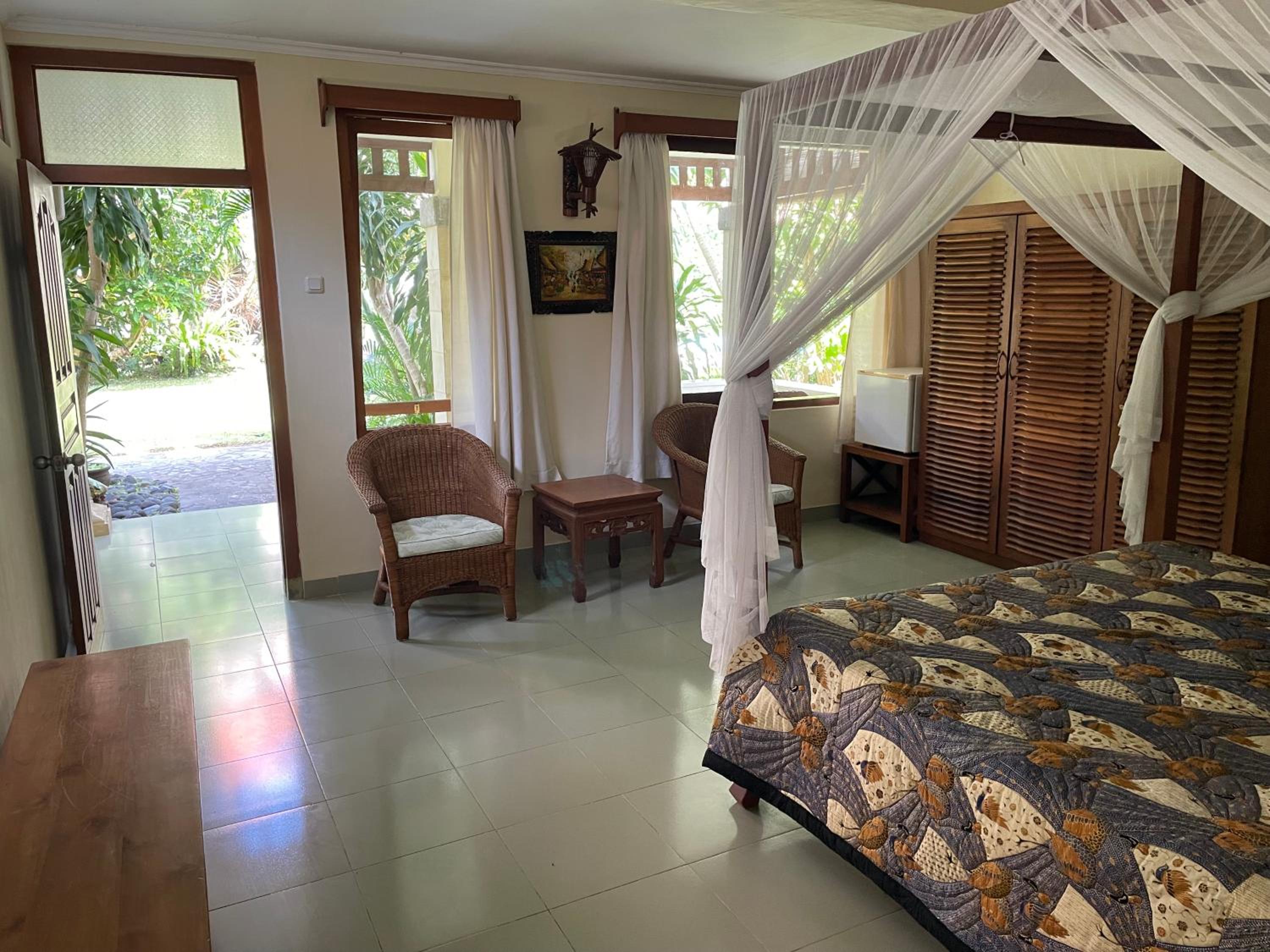 One-Bedroom Apartment with Pool View (3 Adults)