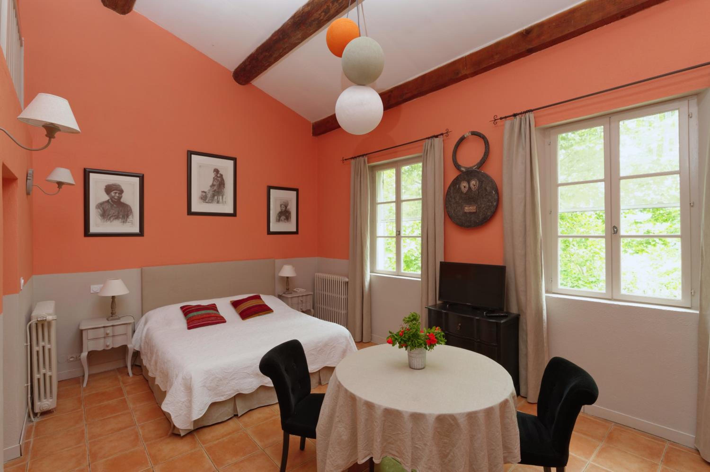 Superior Suite - Photo 1