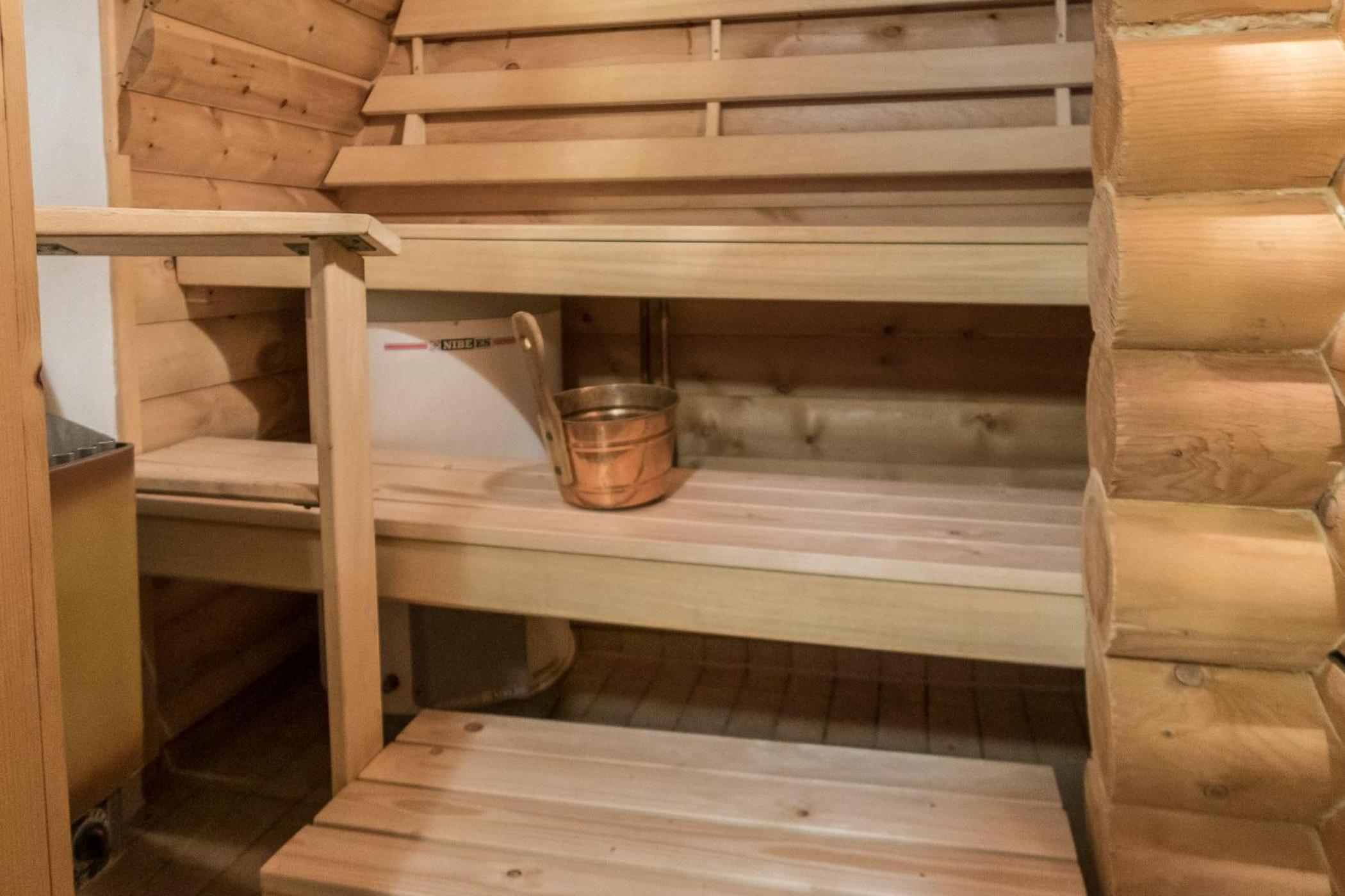 Two-Bedroom Chalet - Photo 7