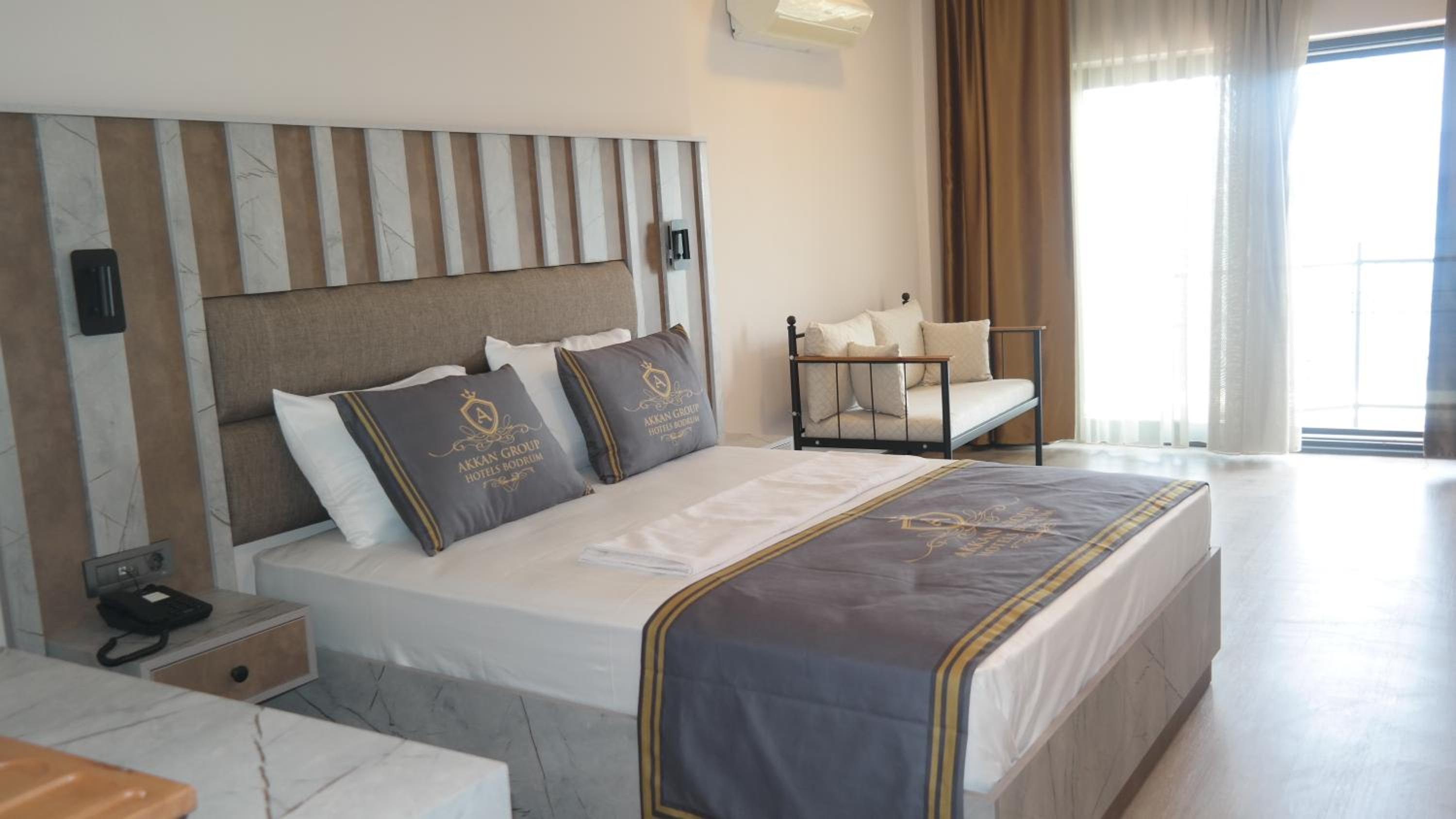 Family Room with Sea View - Photo 6