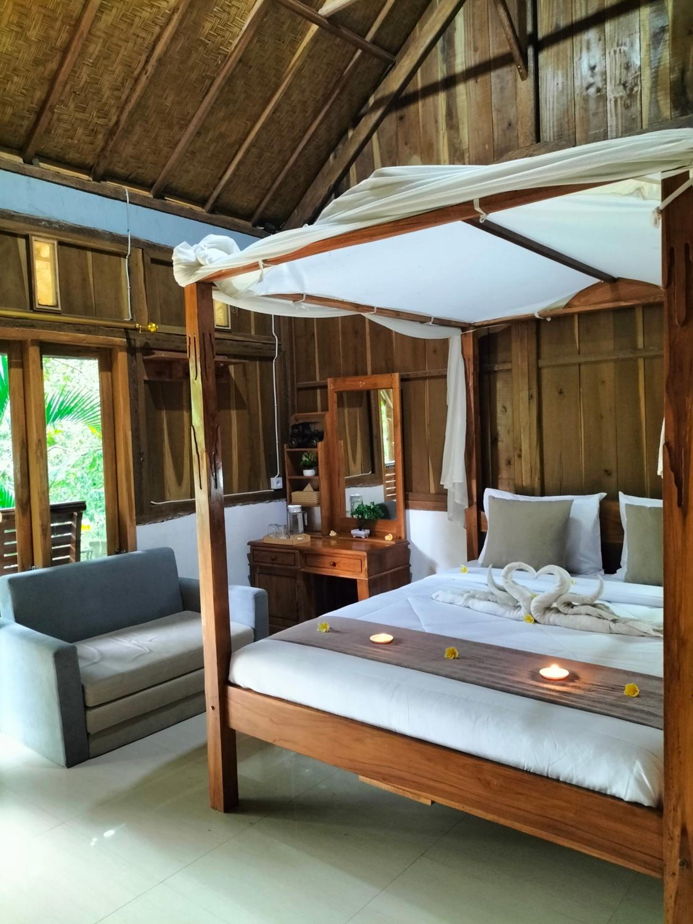 Deluxe Double Room - Photo 9