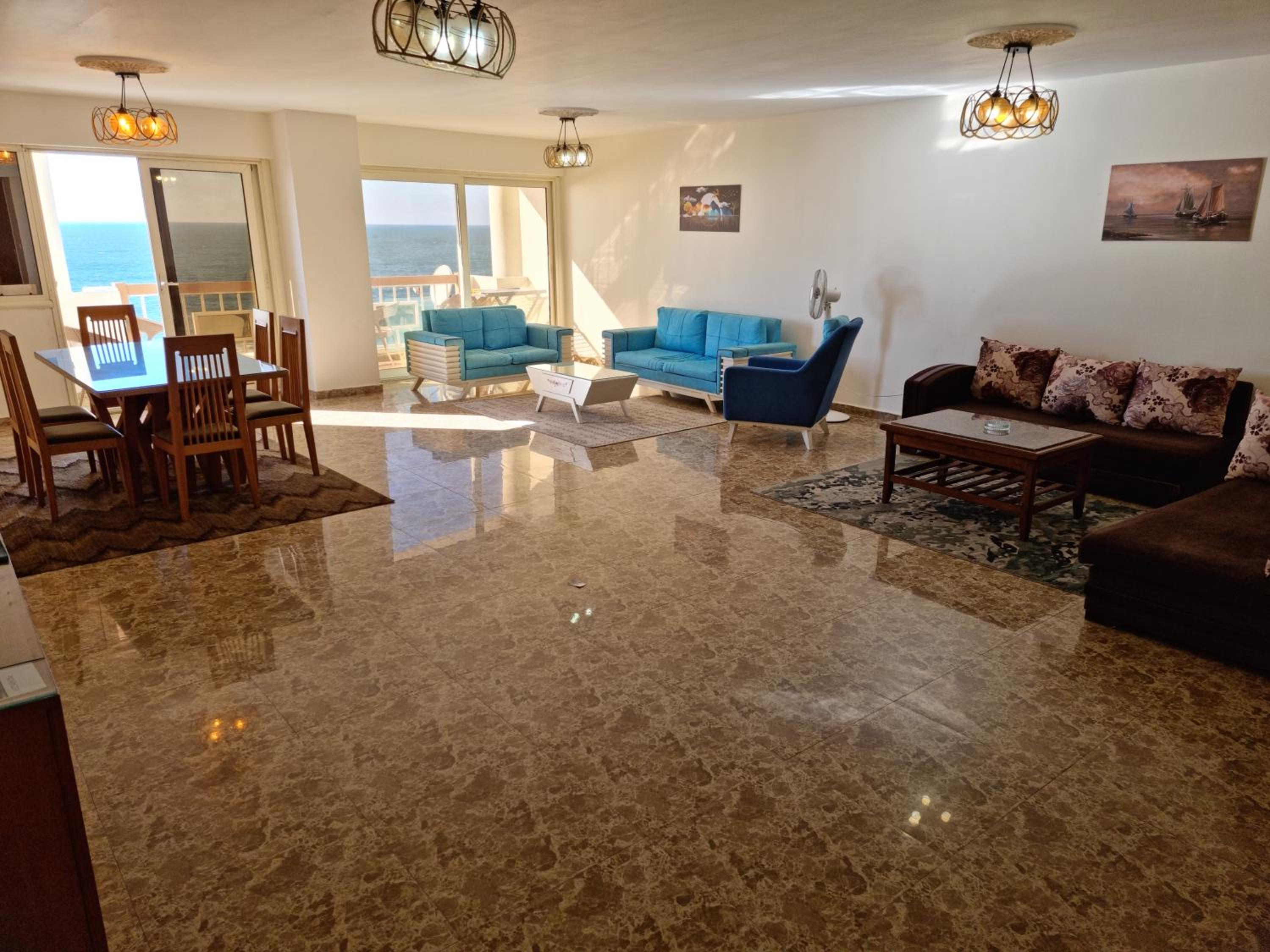 Apartment with Sea View - Photo 28