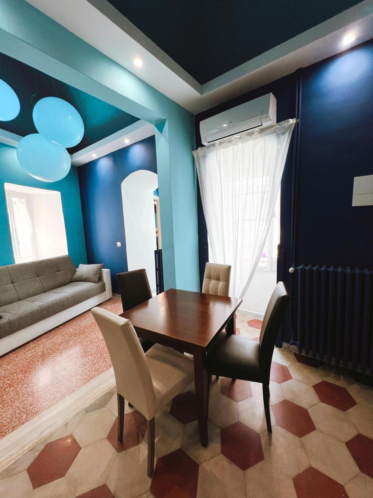 Family Room - Photo 9
