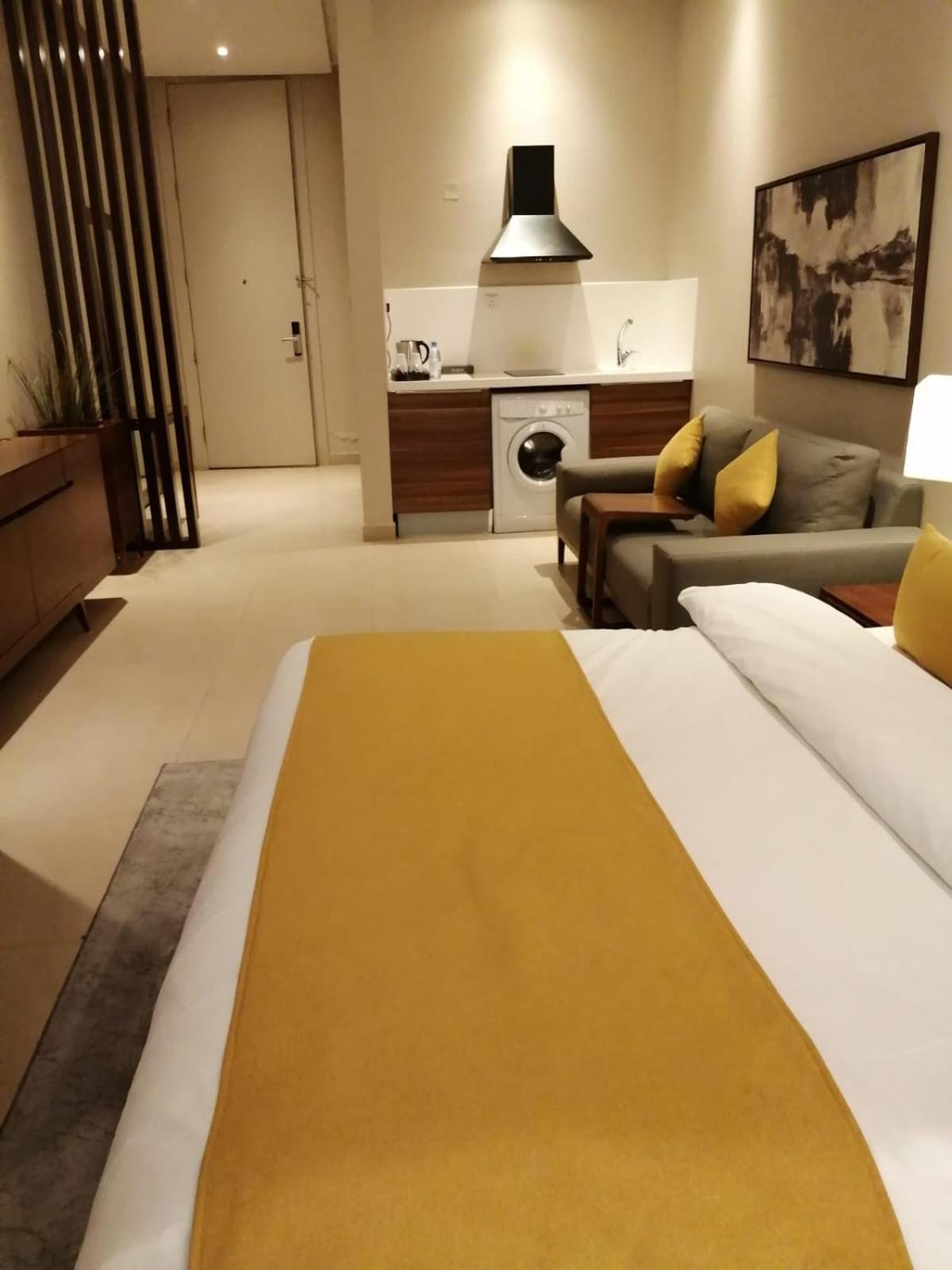 Deluxe Room (2 Adults + 1 Child) photo 1