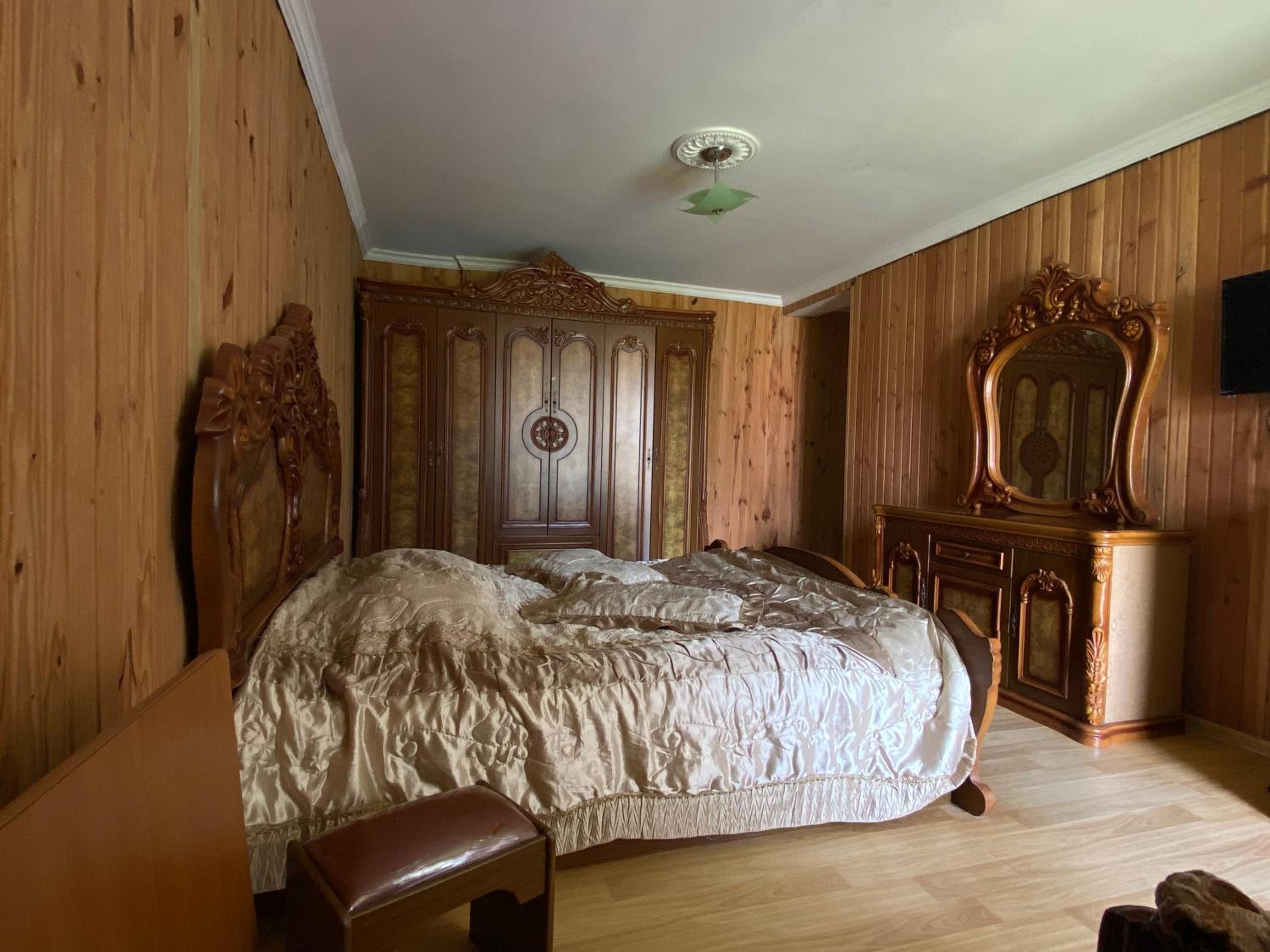 Deluxe King Room photo 3