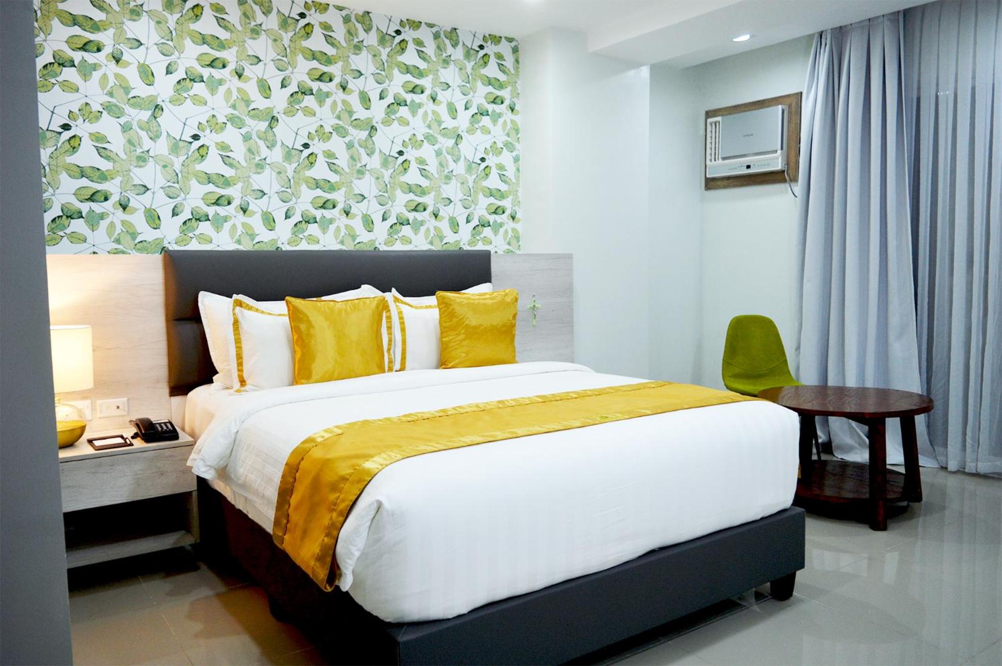 Deluxe Double Room (2 Adults + 1 Child) photo 1