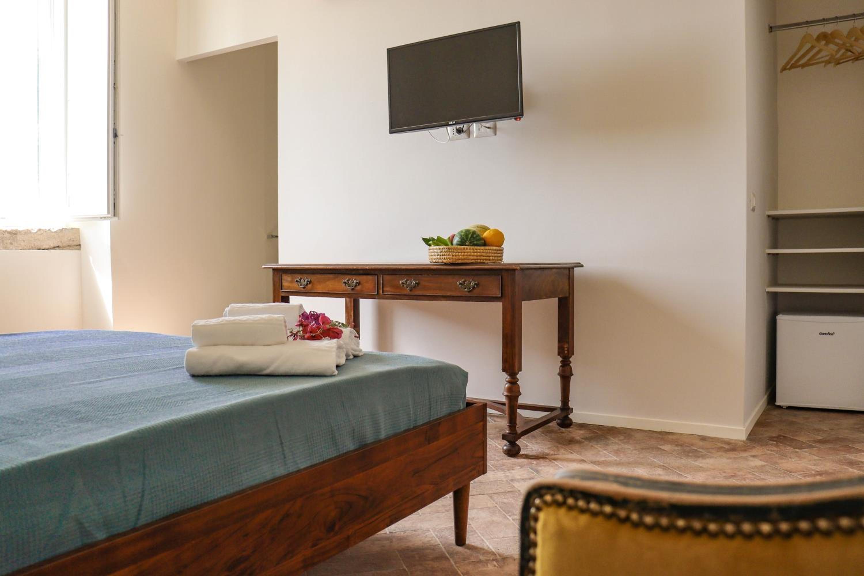 Superior Triple Room with Sea View